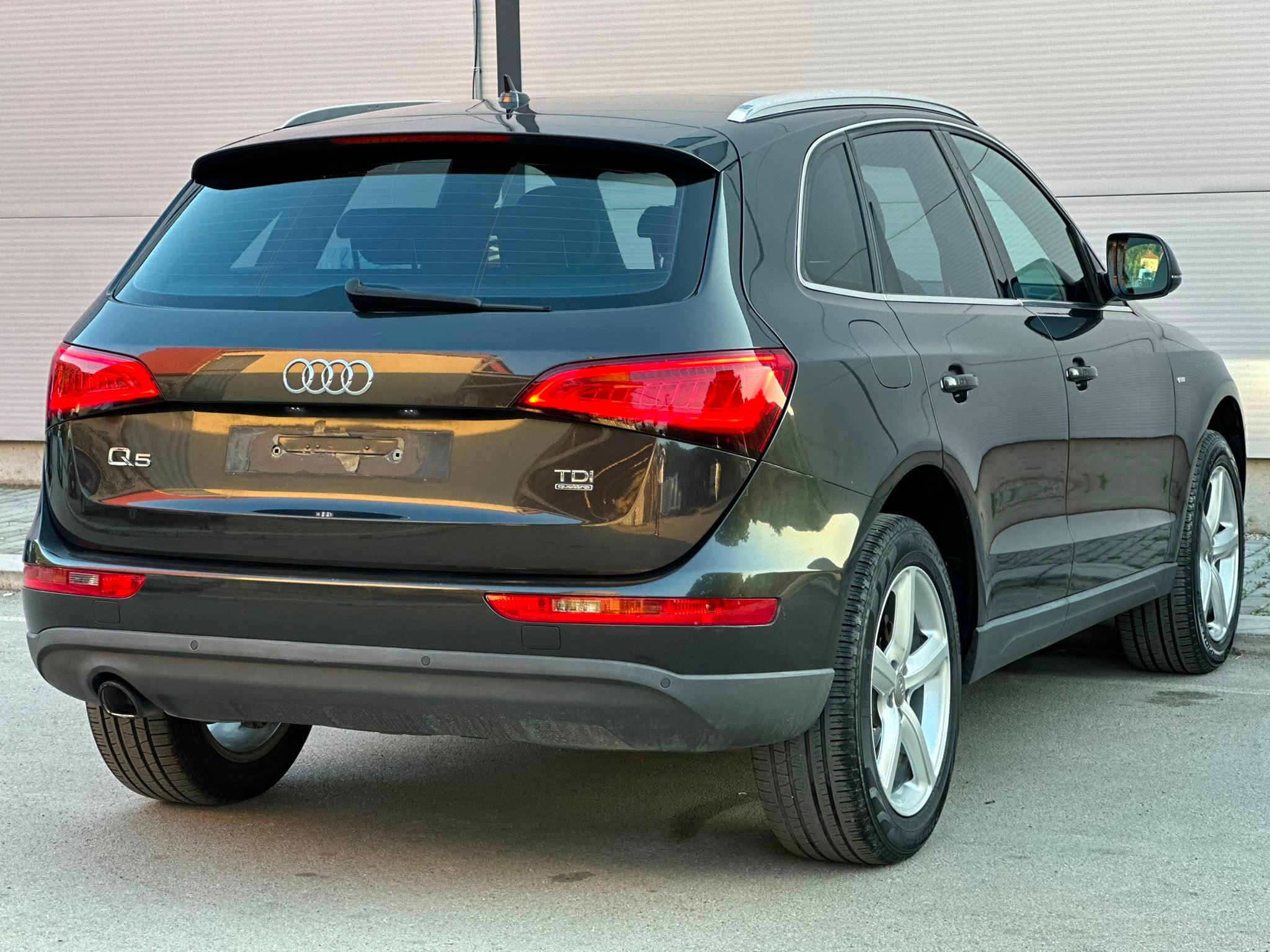 Audi Q5 2014 - Auto Import SRL — слика 6
