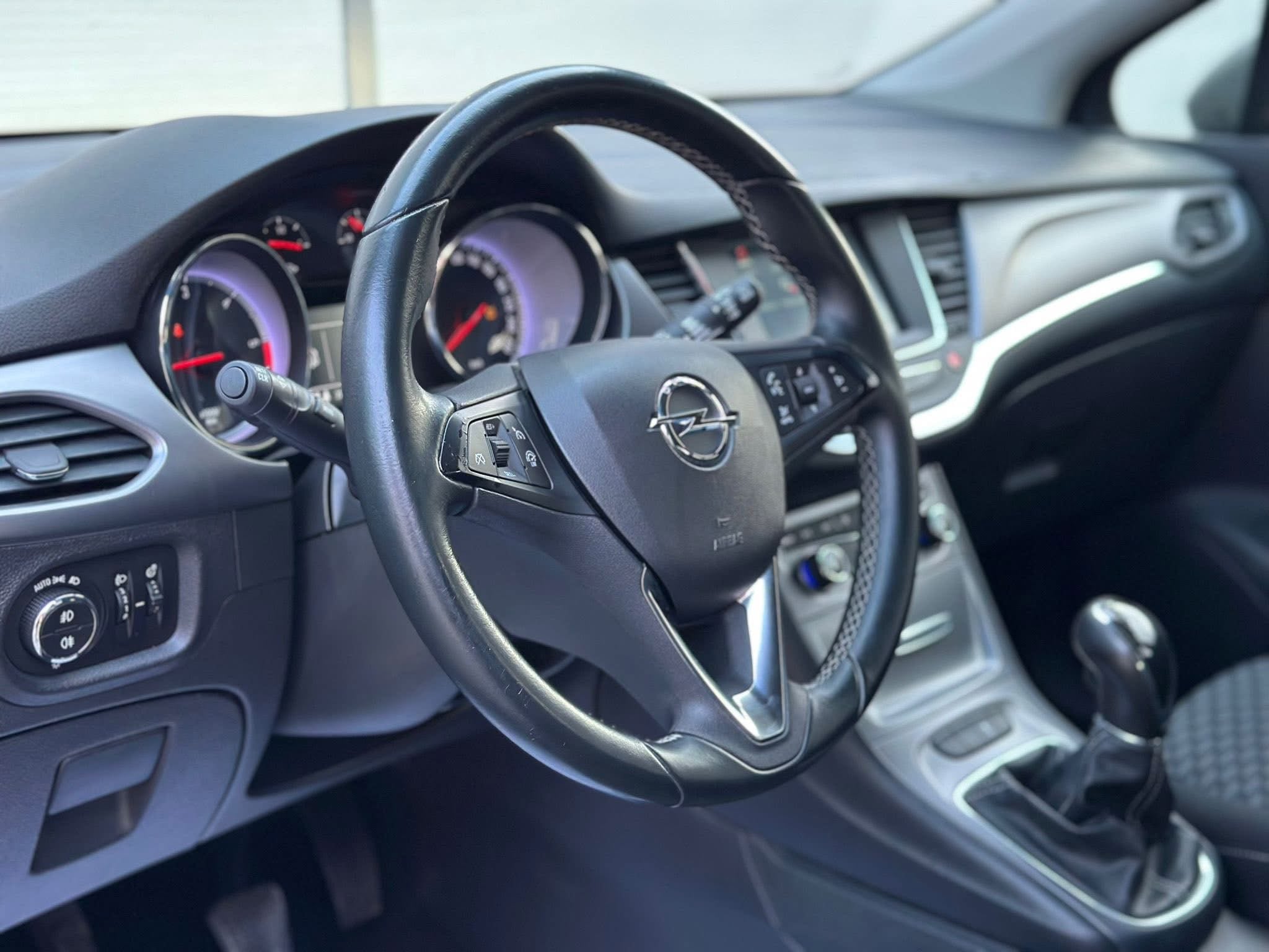 Opel Astra 2016 - Auto Import SRL — слика 14