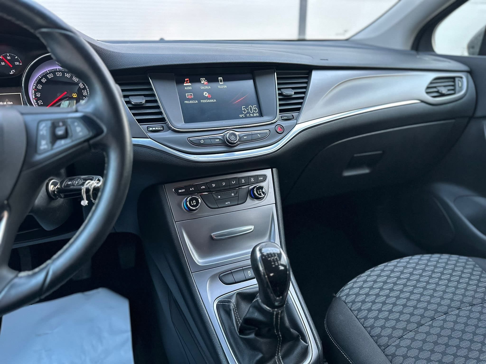 Opel Astra 2016 - Auto Import SRL — слика 16