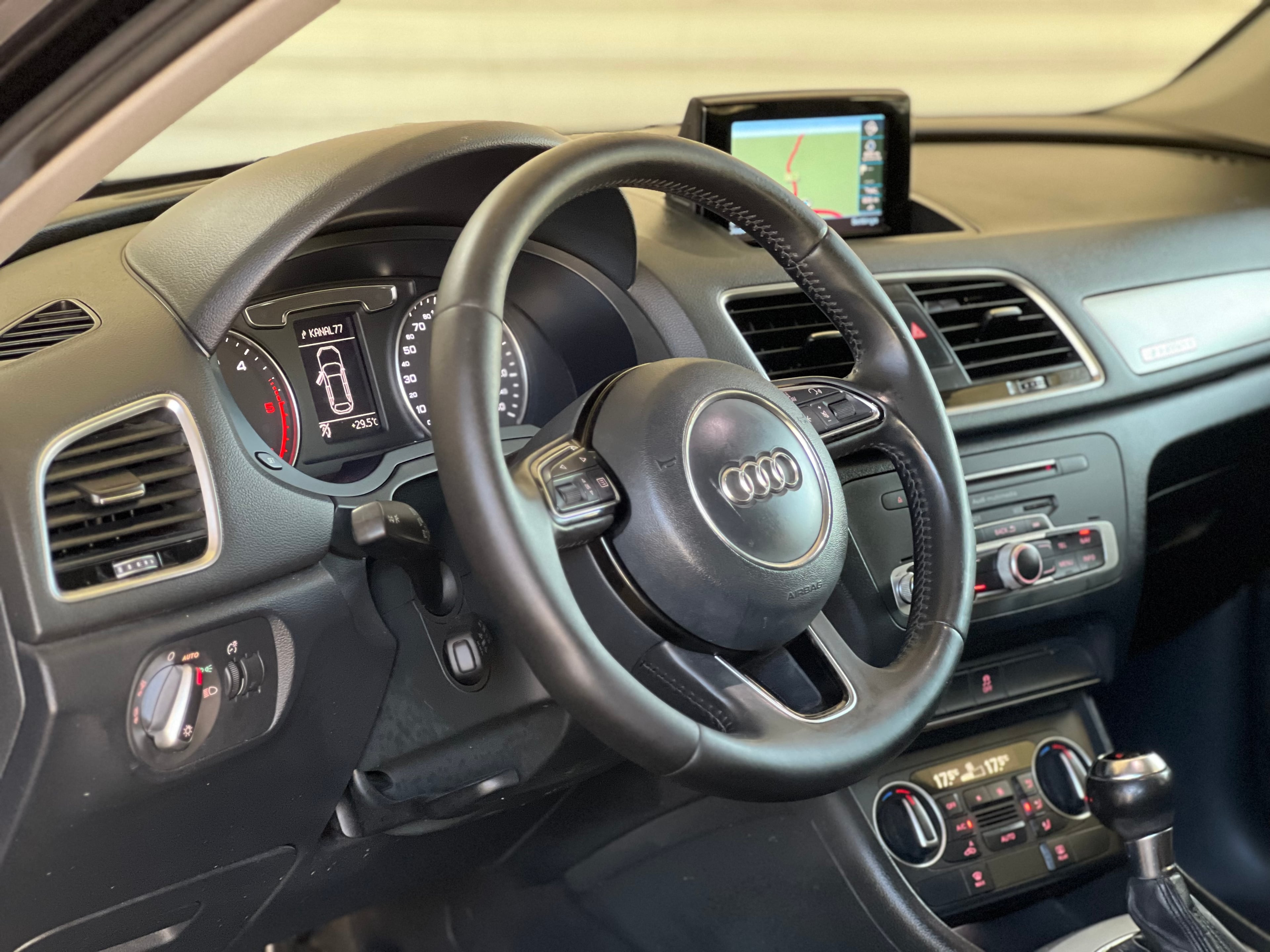 Audi Q3 2016 - Auto Import SRL — слика 7