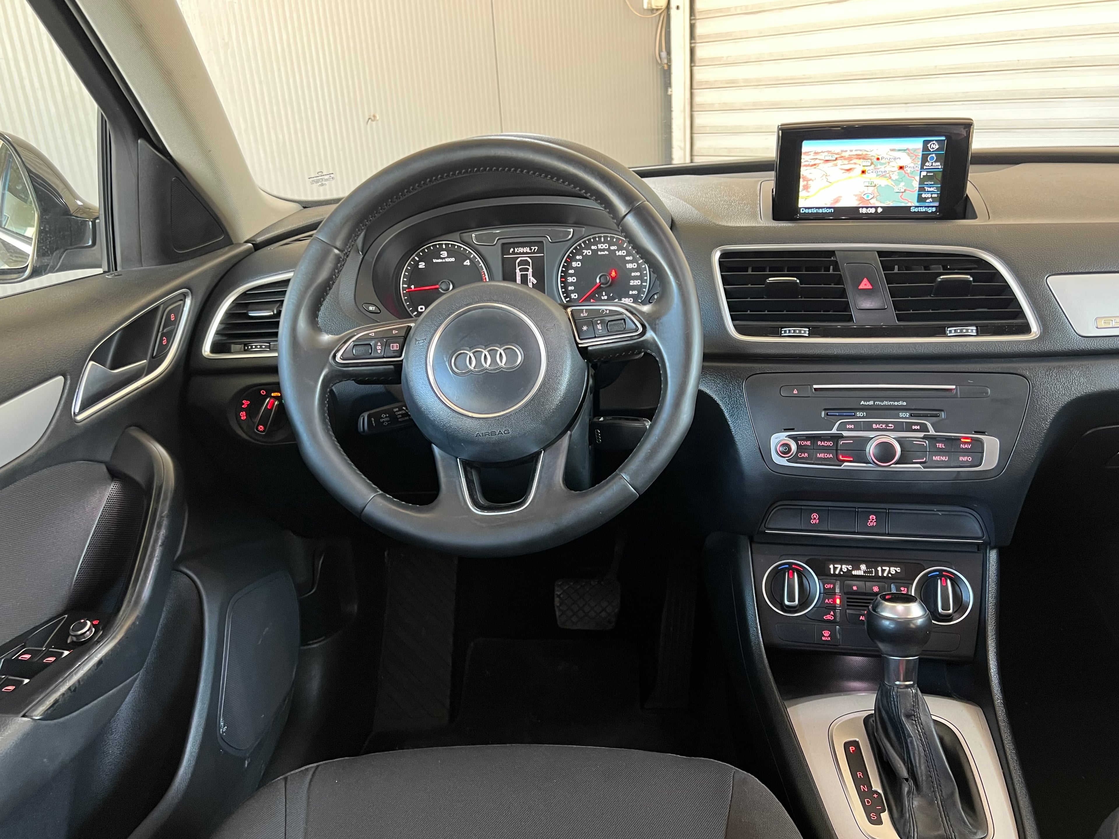 Audi Q3 2016 - Auto Import SRL — слика 12