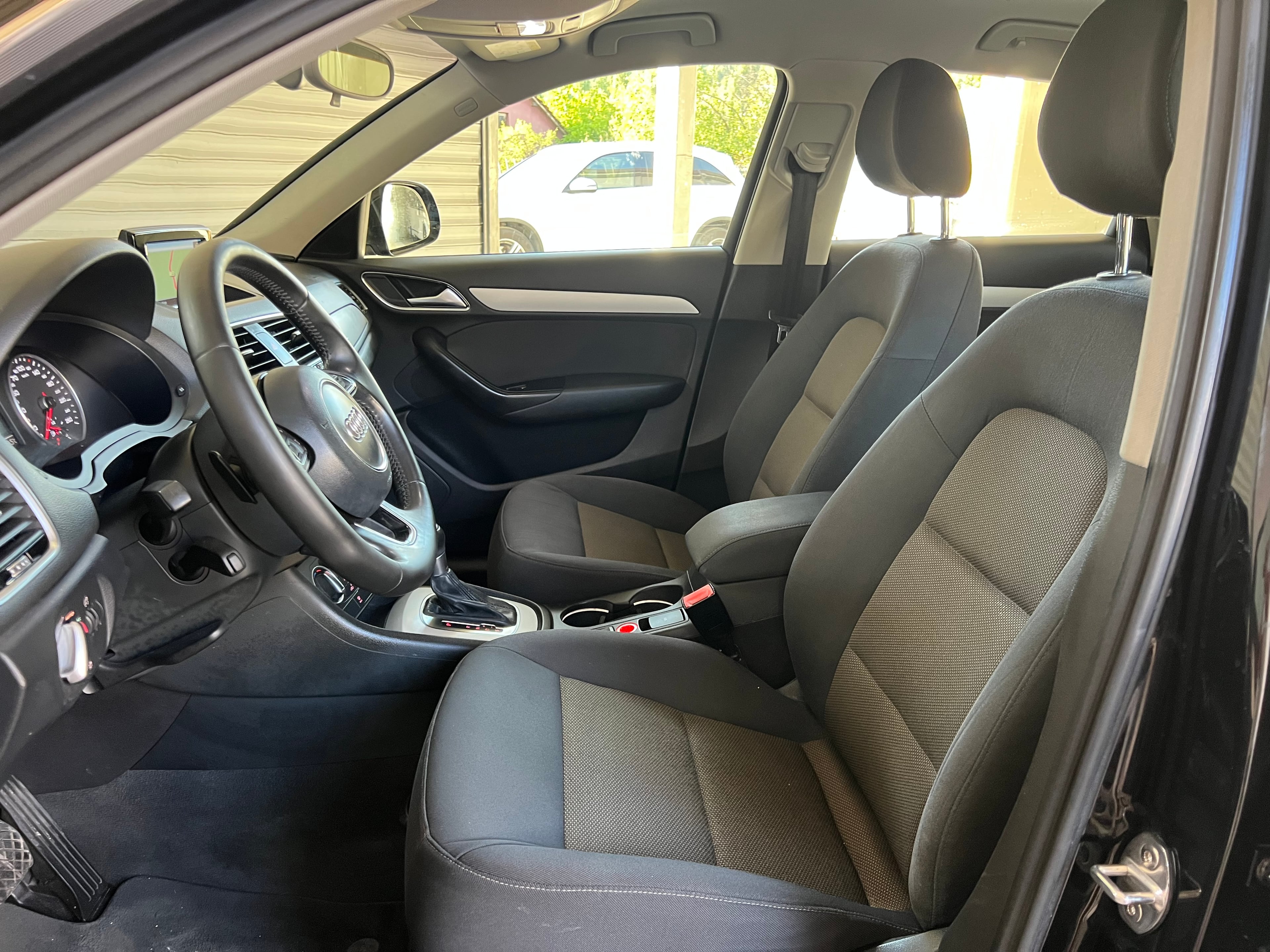 Audi Q3 2016 - Auto Import SRL — слика 13