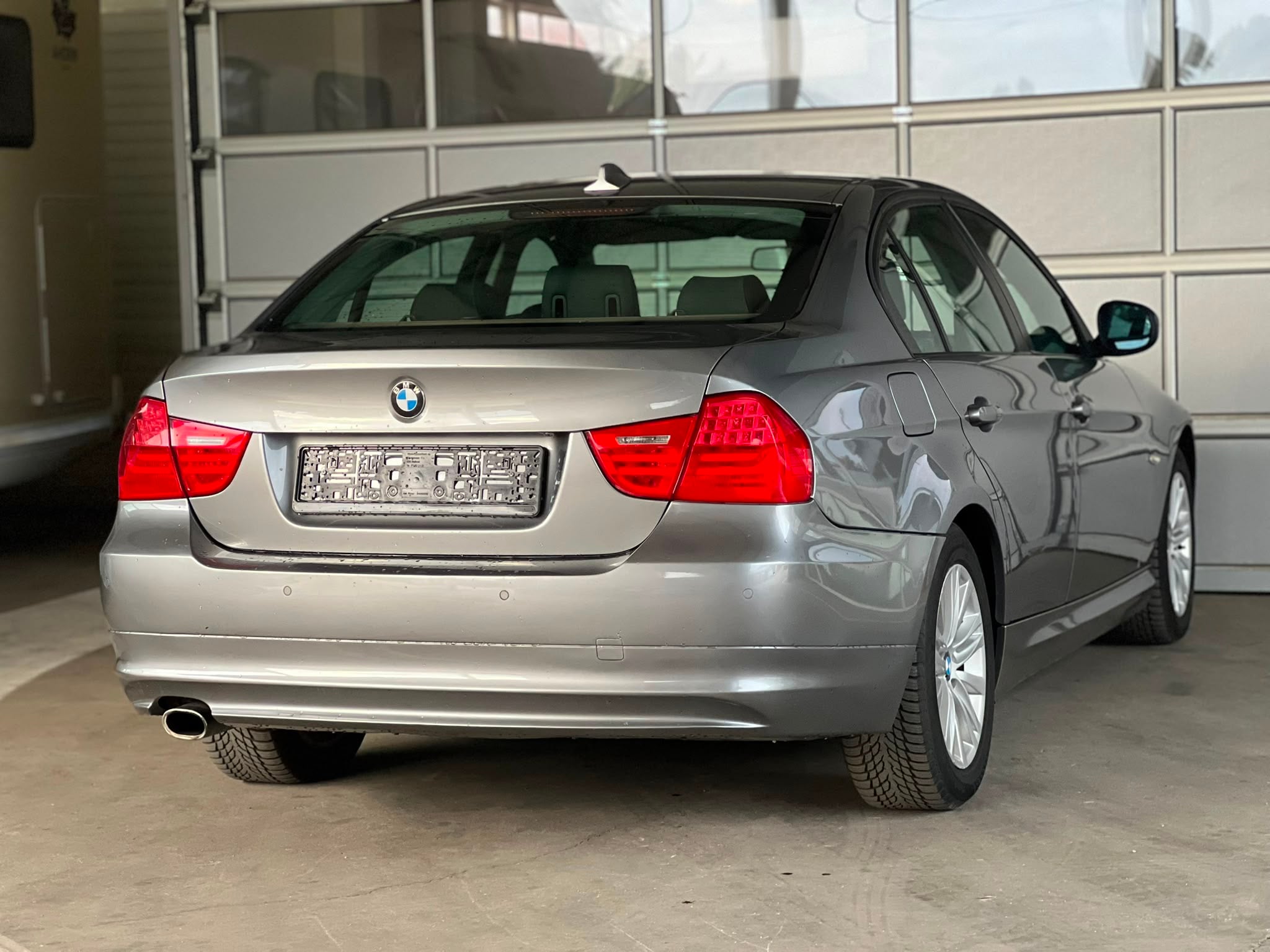 BMW 3 Series 2009 - Auto Import SRL — слика 13