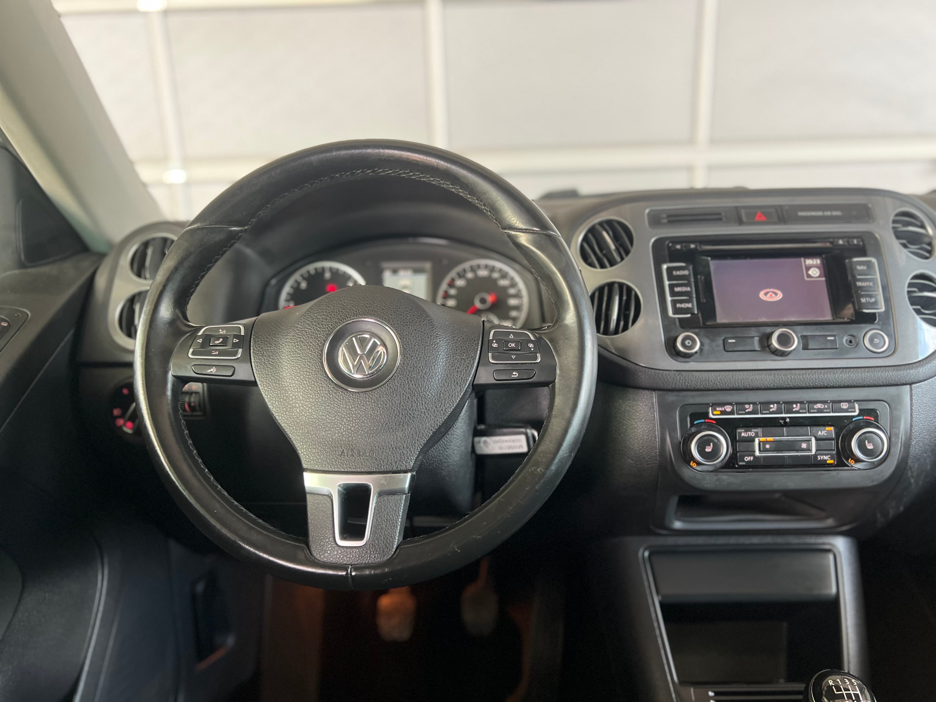 Volkswagen Tiguan 2013 - Auto Import SRL — слика 15