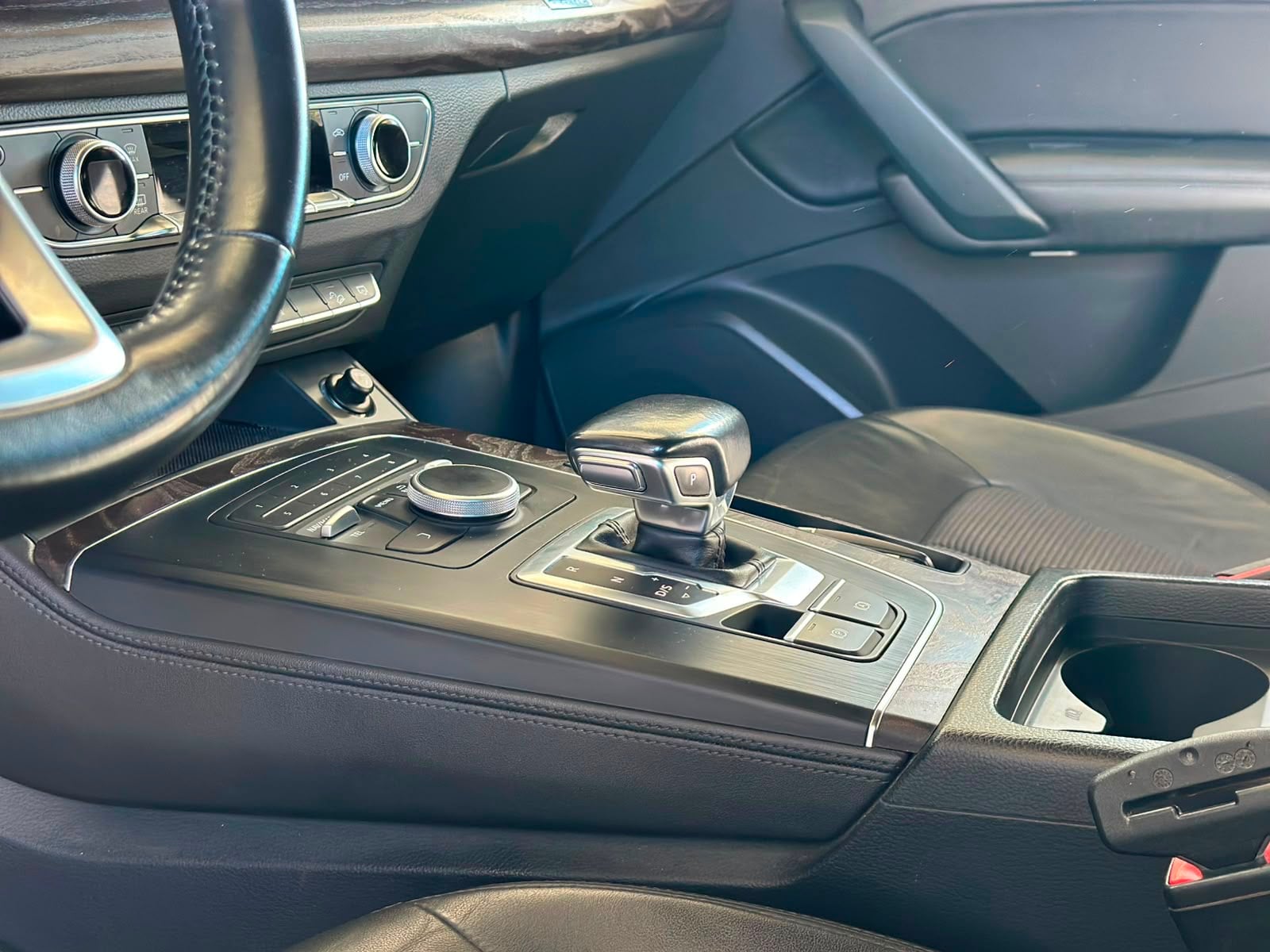 Audi Q5 2018 - Auto Import SRL — слика 6