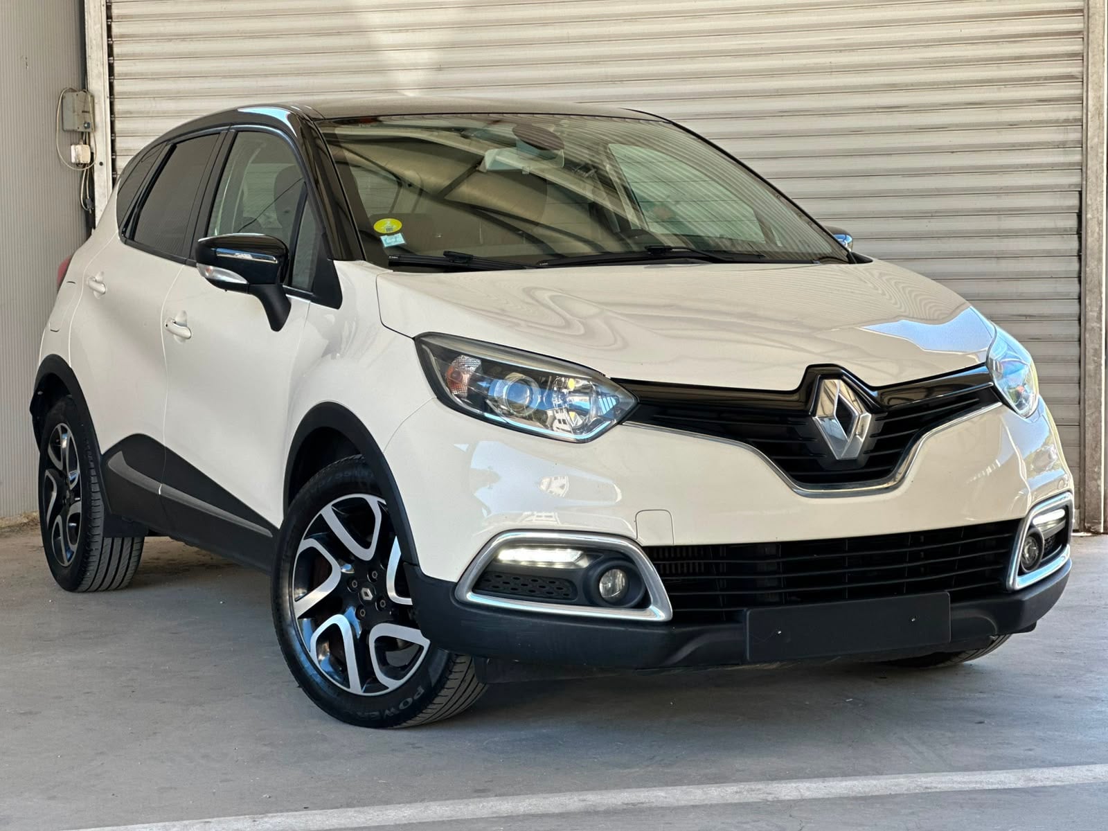 Renault Captur 2014 - Auto Import SRL — слика 3