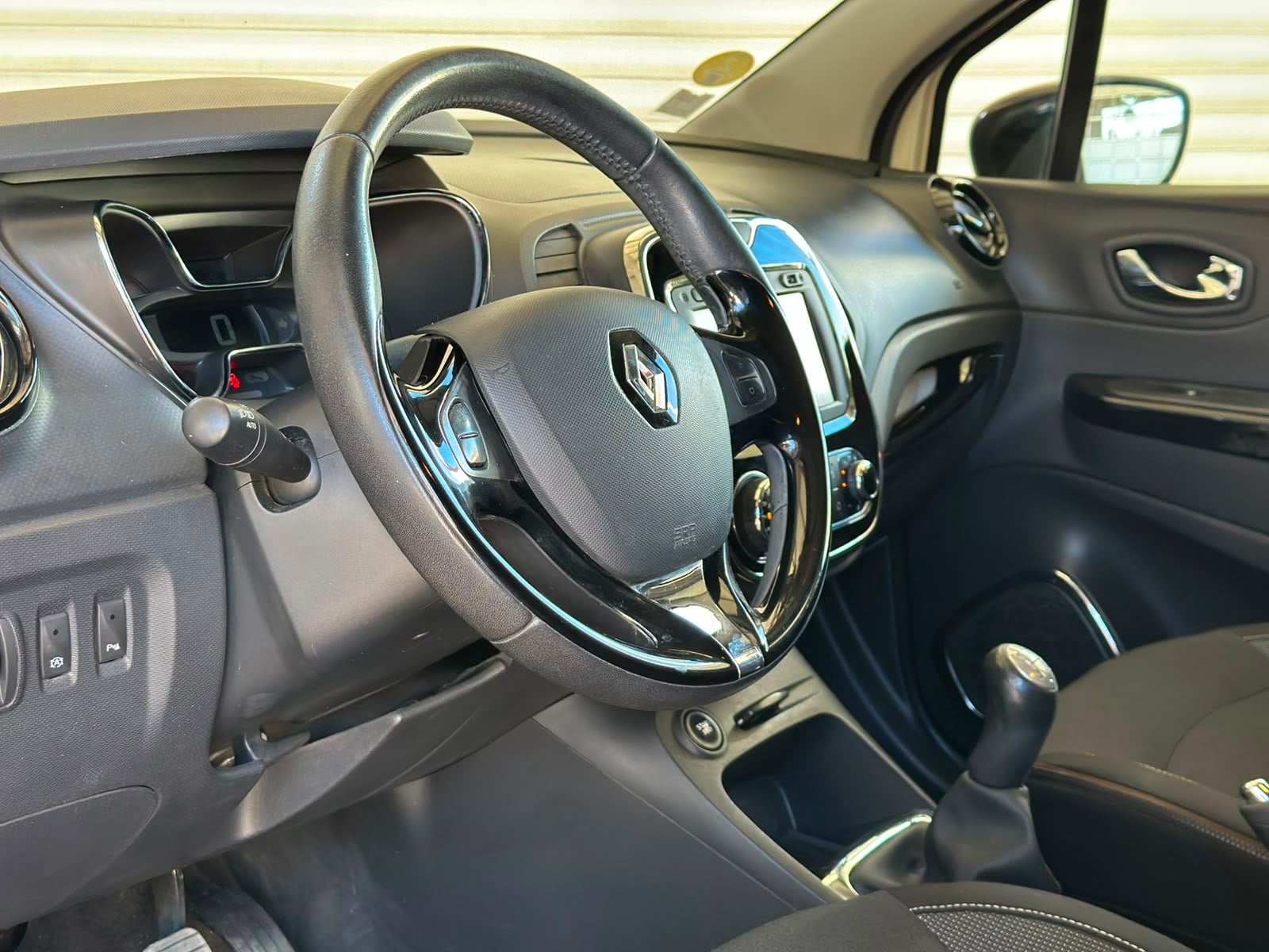 Renault Captur 2014 - Auto Import SRL — слика 8