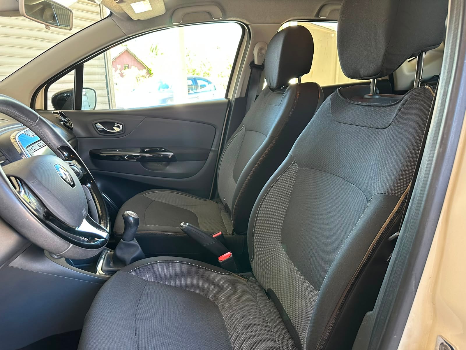 Renault Captur 2014 - Auto Import SRL — слика 9