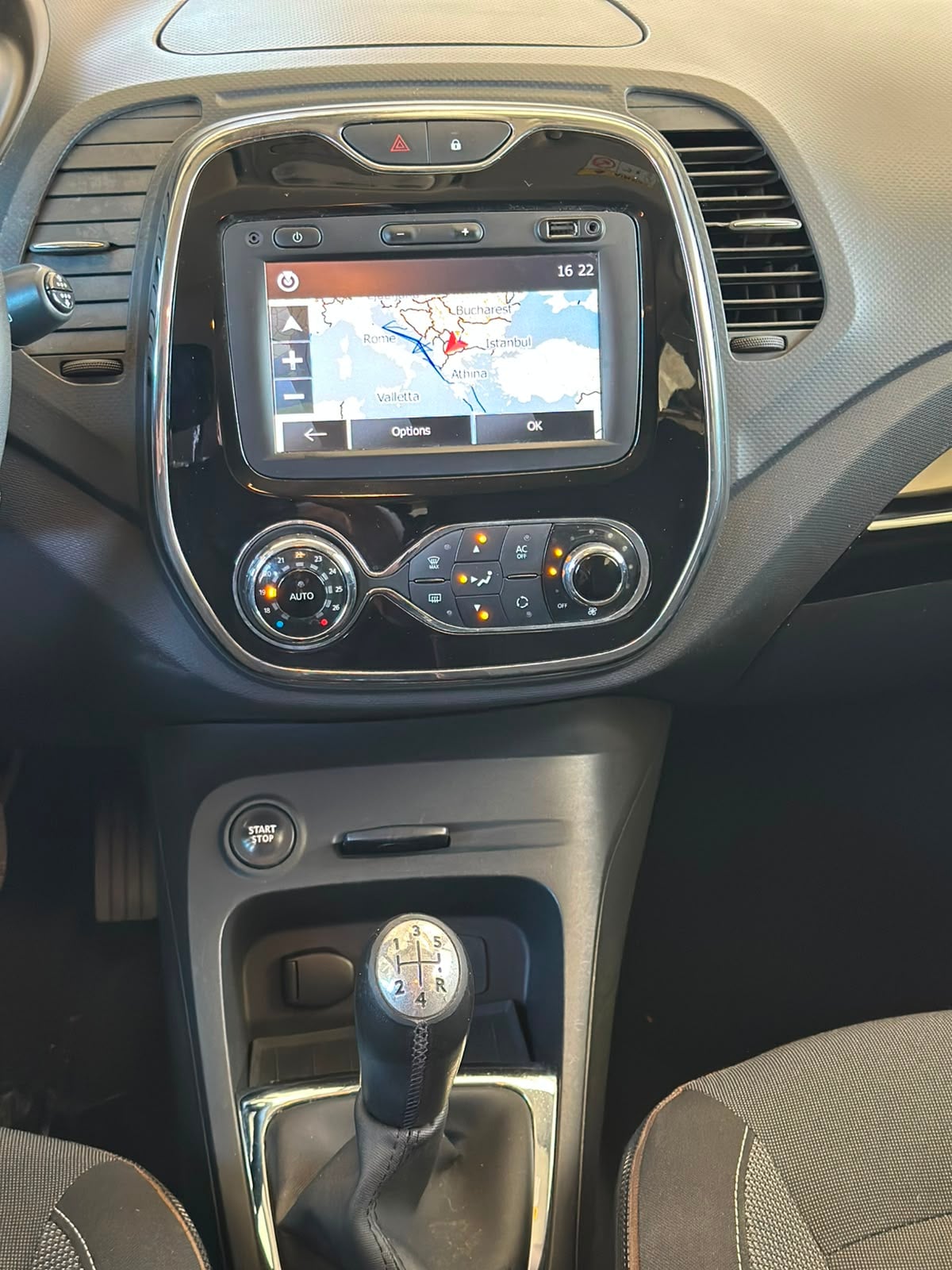 Renault Captur 2014 - Auto Import SRL — слика 16