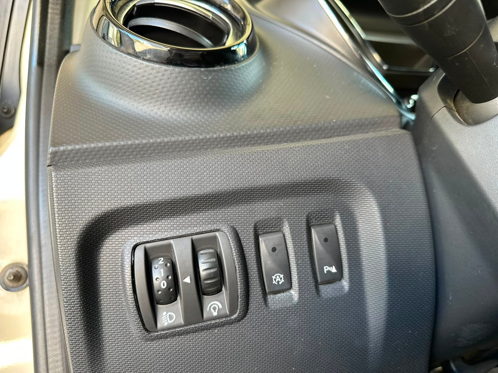 Renault Captur 2014 - Auto Import SRL — слика 19