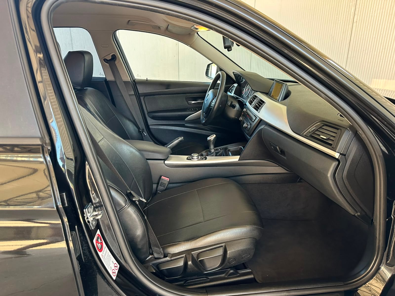 BMW 3 Series 2013 - Auto Import SRL — слика 9