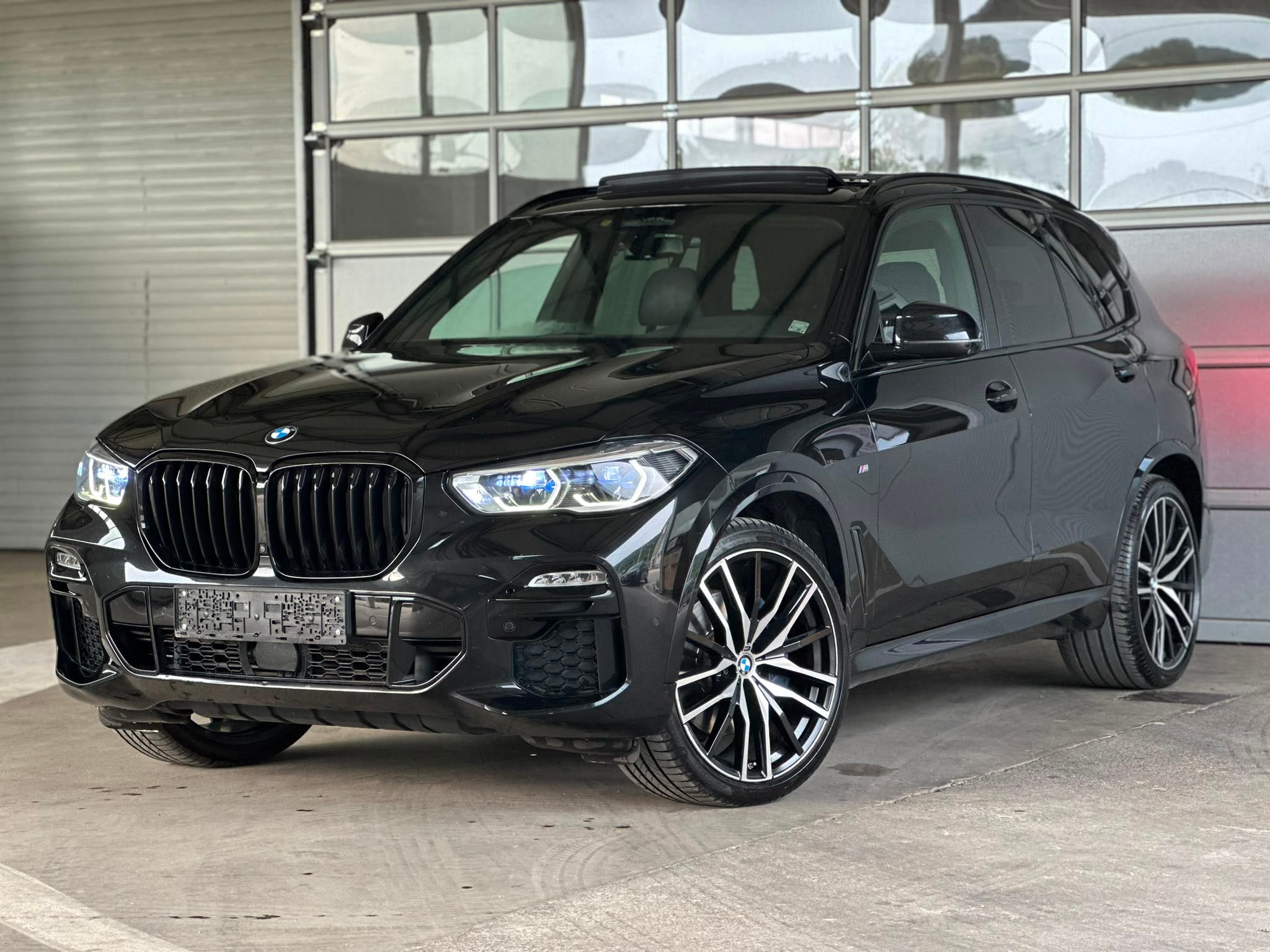 BMW X5 2022 - Auto Import SRL — слика 1