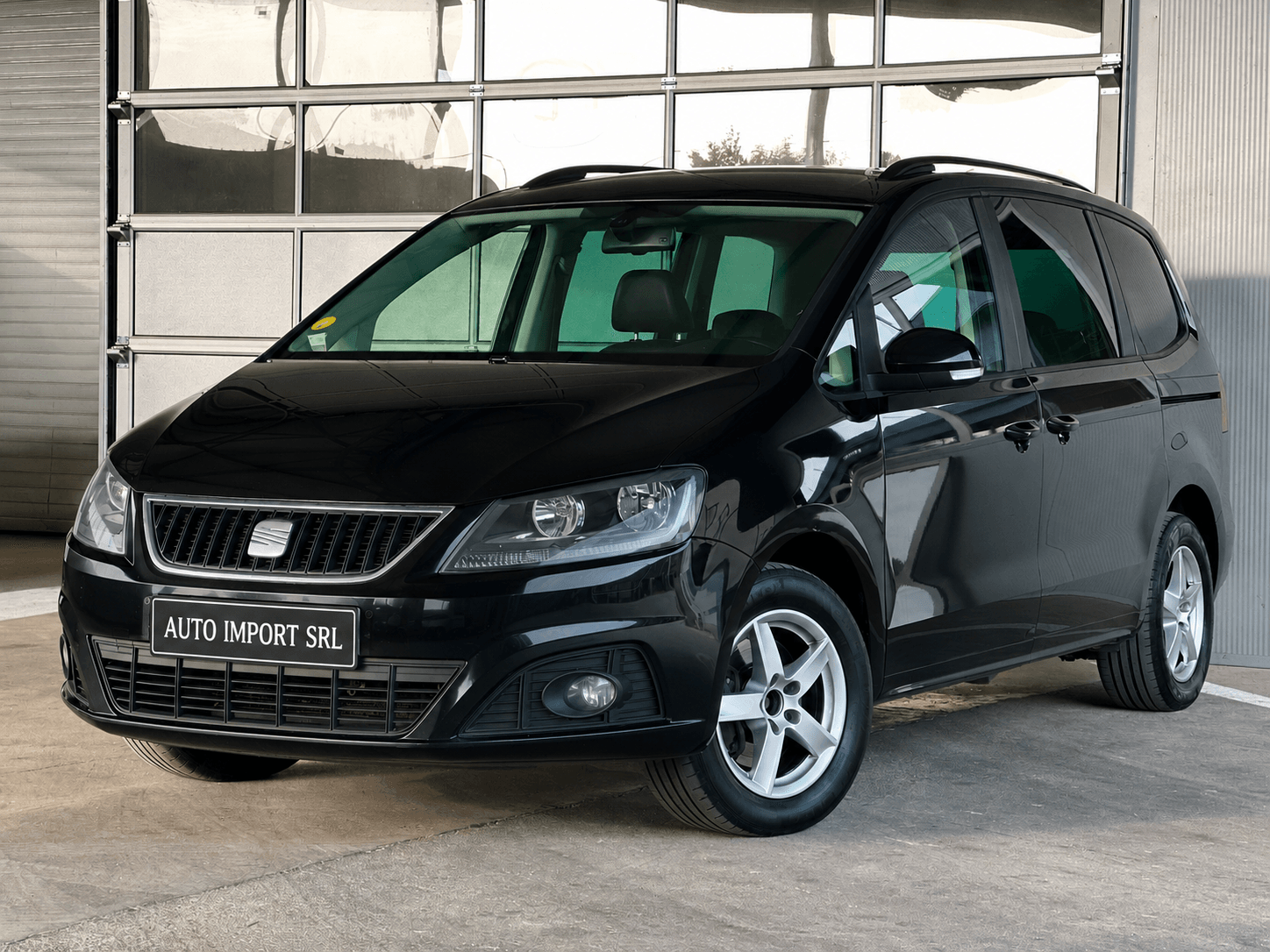 Seat Alhambra 2012 - Auto Import SRL — слика 1