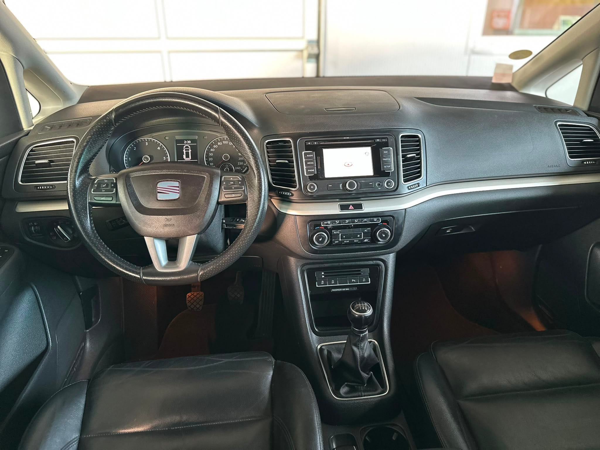 Seat Alhambra 2012 - Auto Import SRL — слика 8