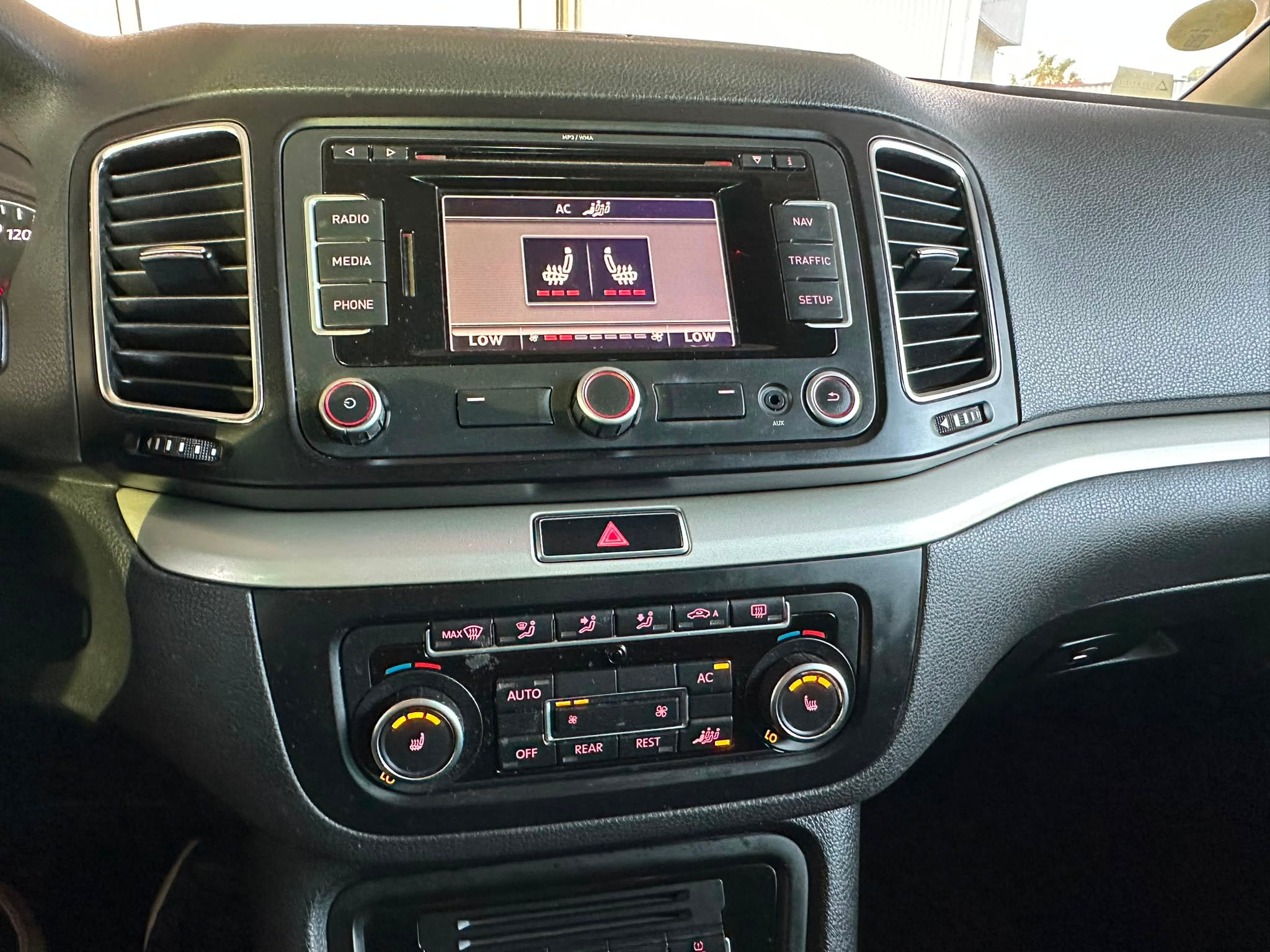 Seat Alhambra 2012 - Auto Import SRL — слика 12