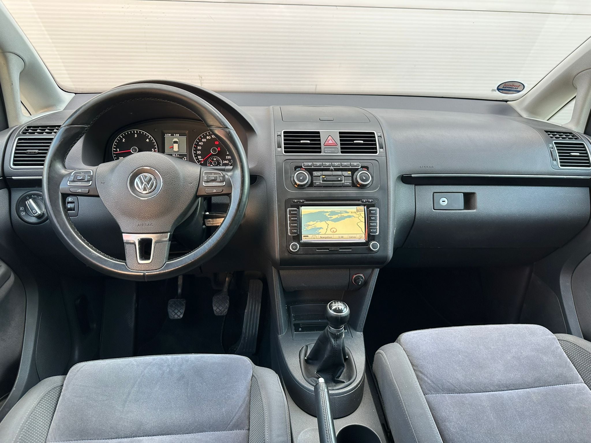 Volkswagen Touran 2011 - Auto Import SRL — слика 8