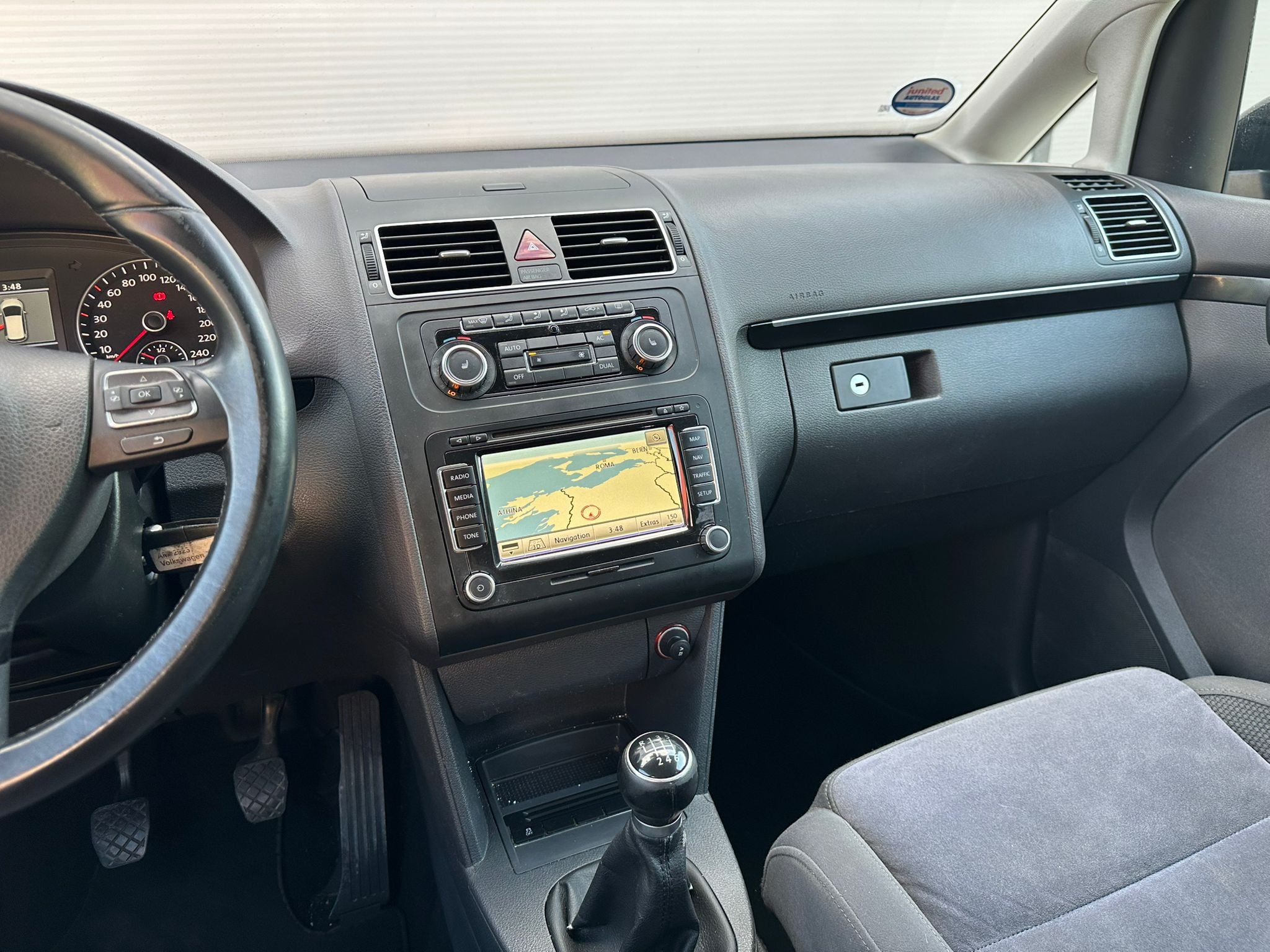 Volkswagen Touran 2011 - Auto Import SRL — слика 14