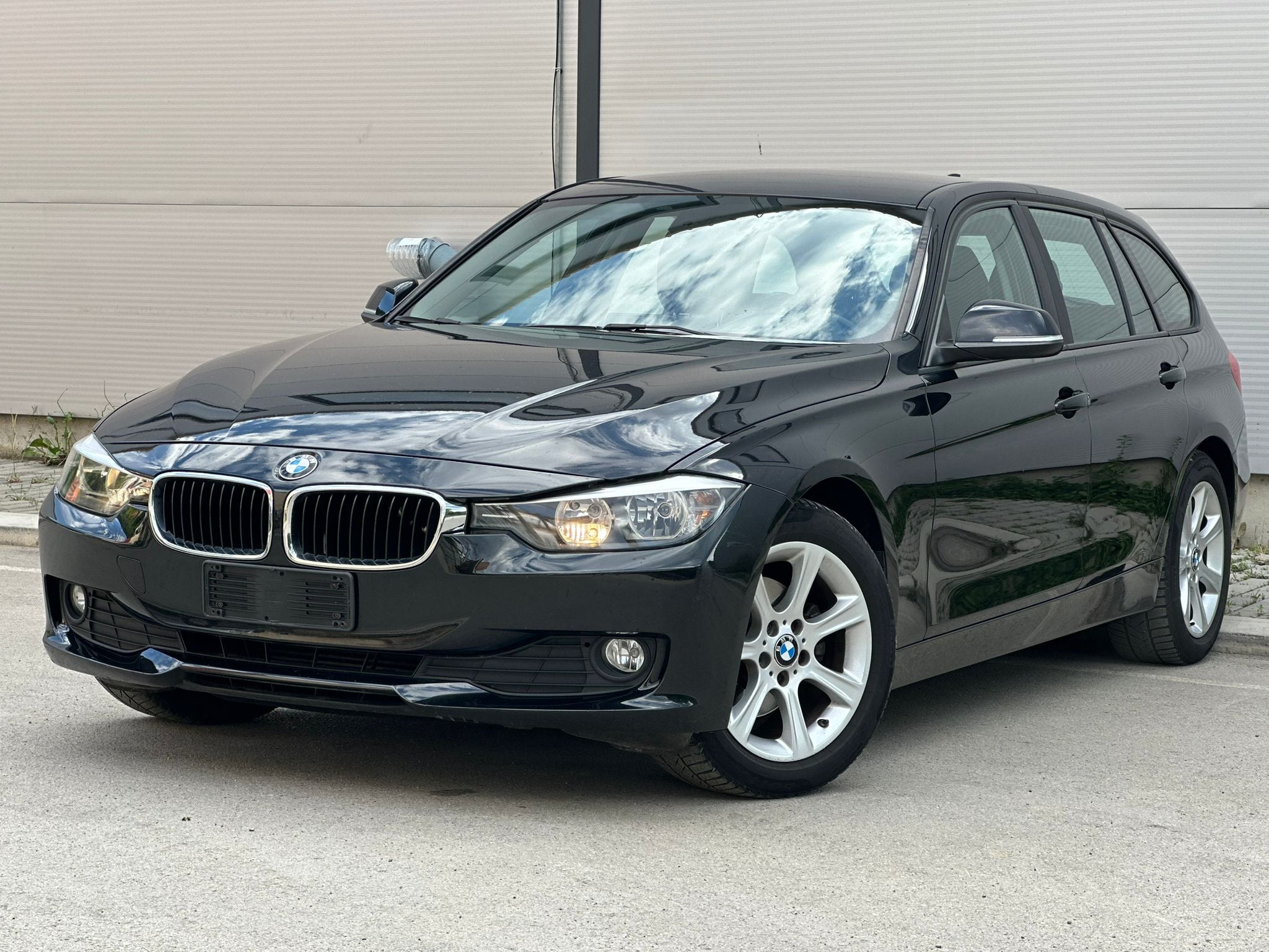 BMW 3 Series 2015 - Auto Import SRL — слика 1