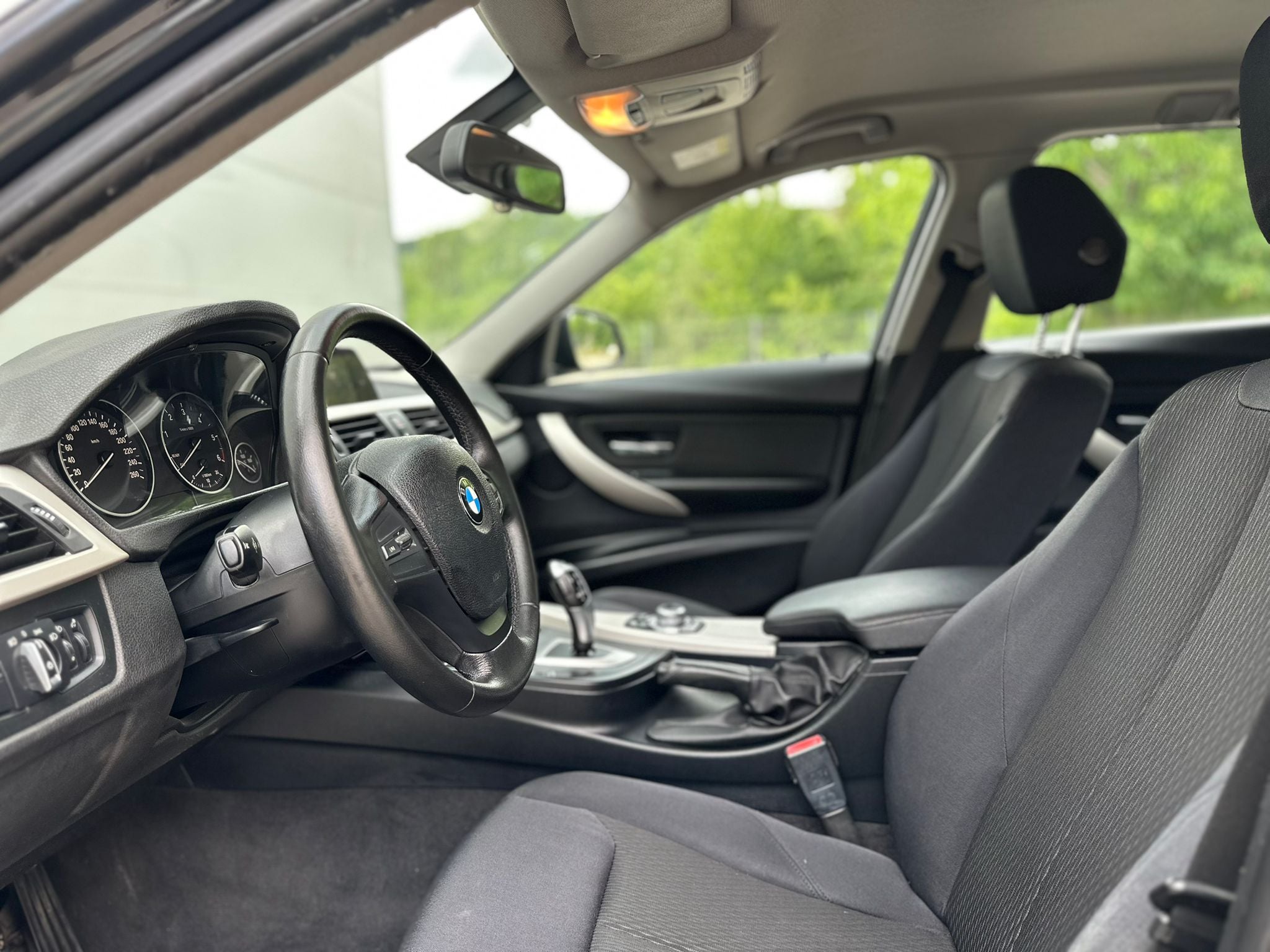BMW 3 Series 2015 - Auto Import SRL — слика 8
