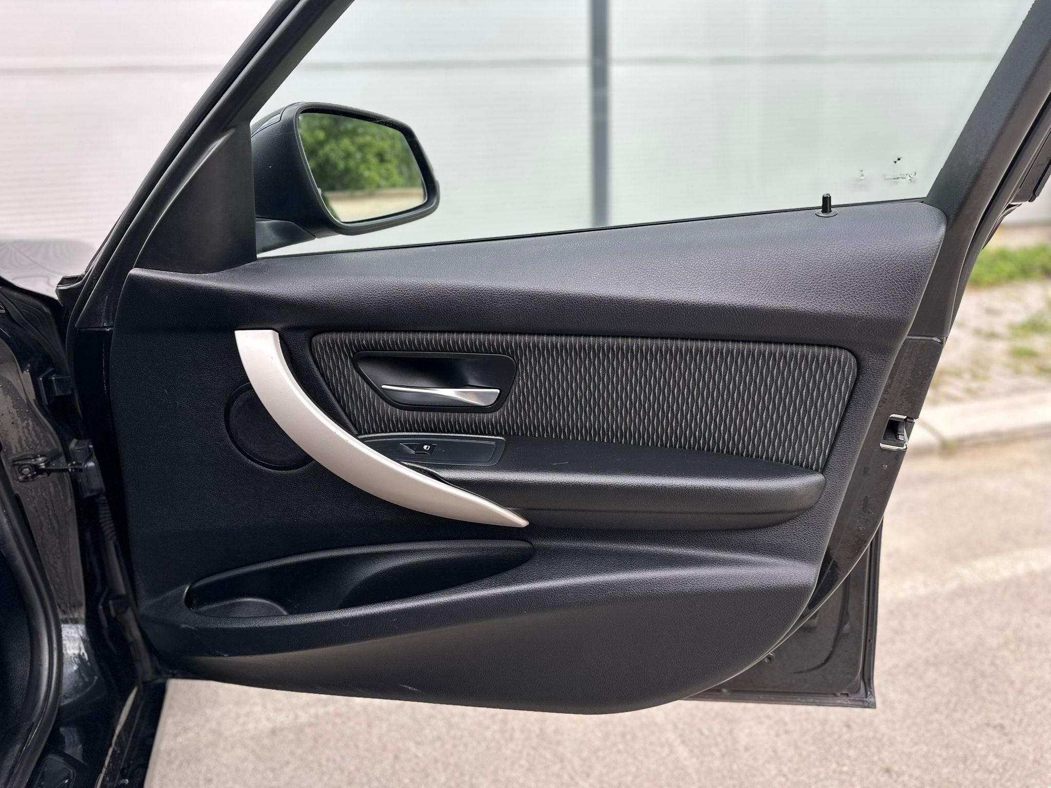 BMW 3 Series 2015 - Auto Import SRL — слика 14