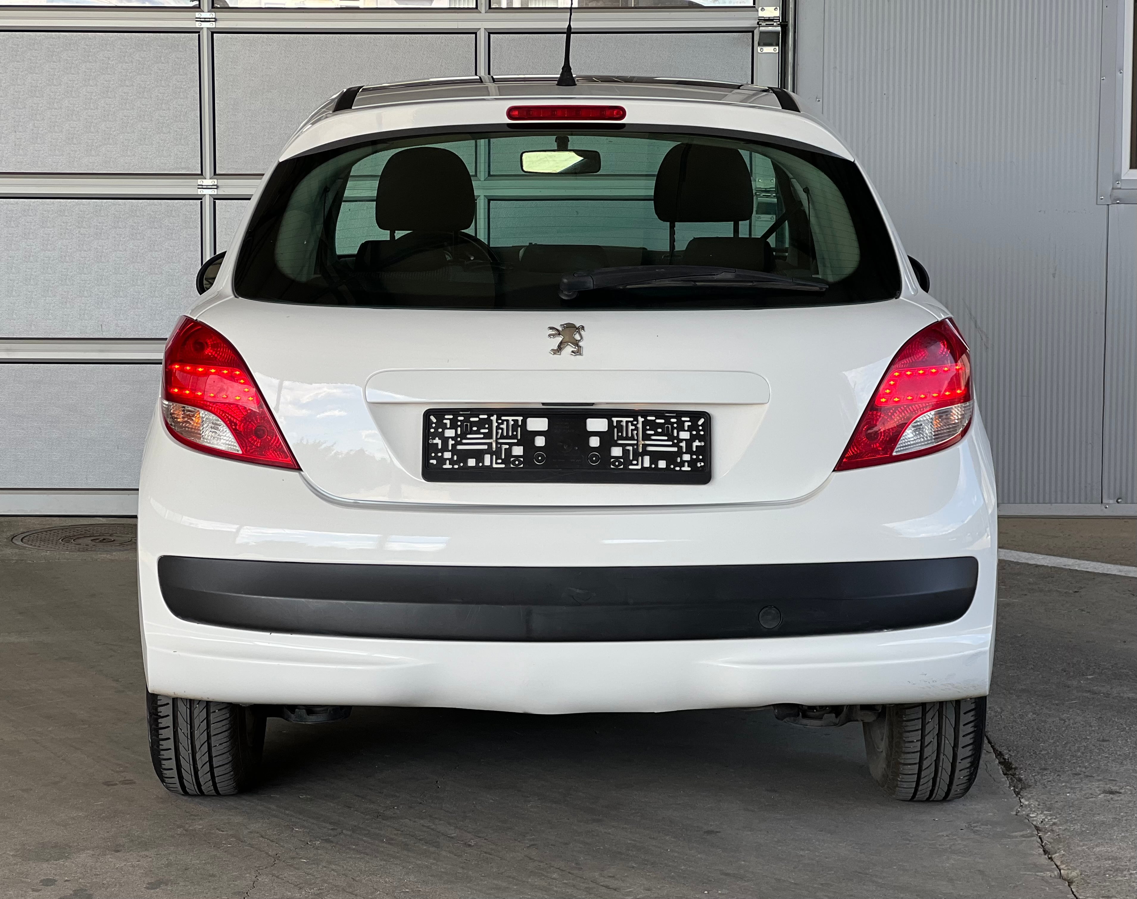 Peugeot 208 2012 - Auto Import SRL — слика 5