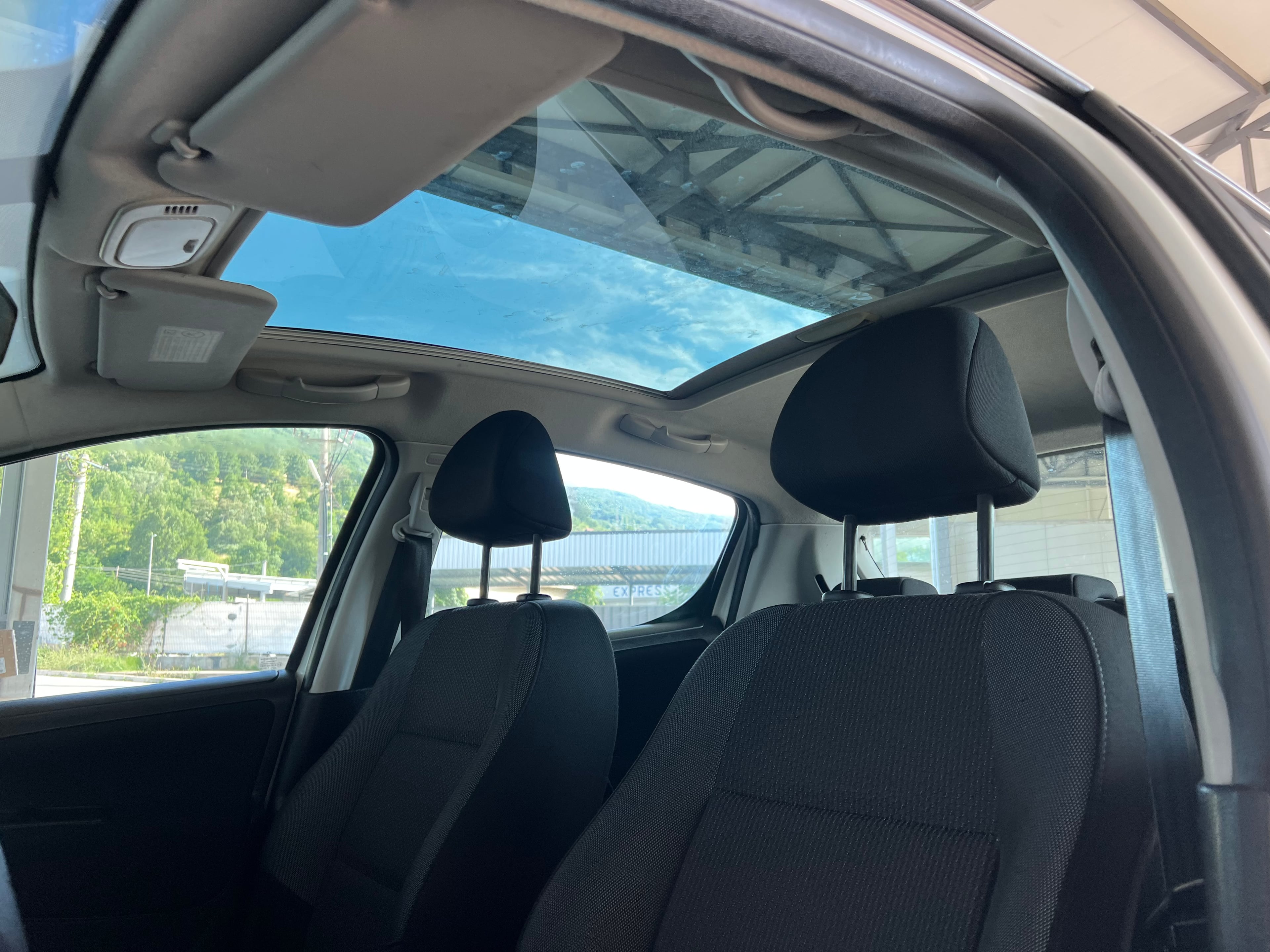 Peugeot 208 2012 - Auto Import SRL — слика 8