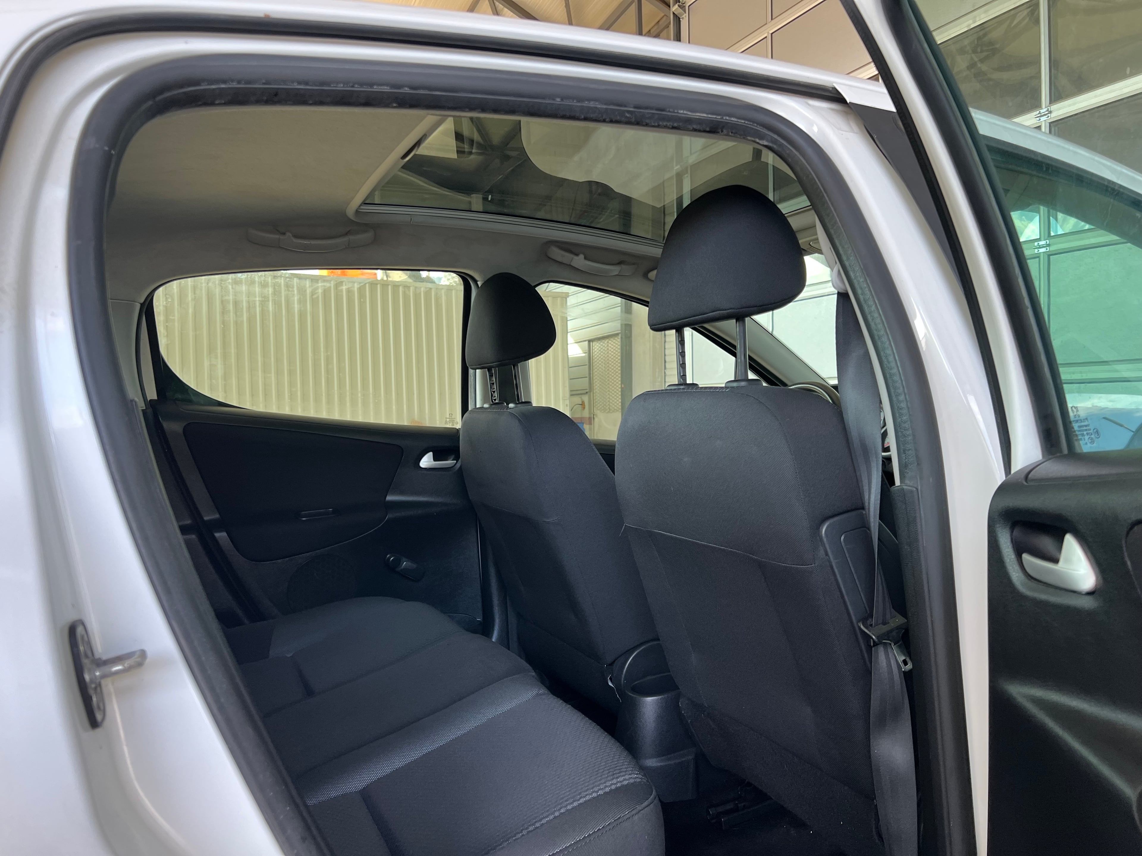 Peugeot 208 2012 - Auto Import SRL — слика 9
