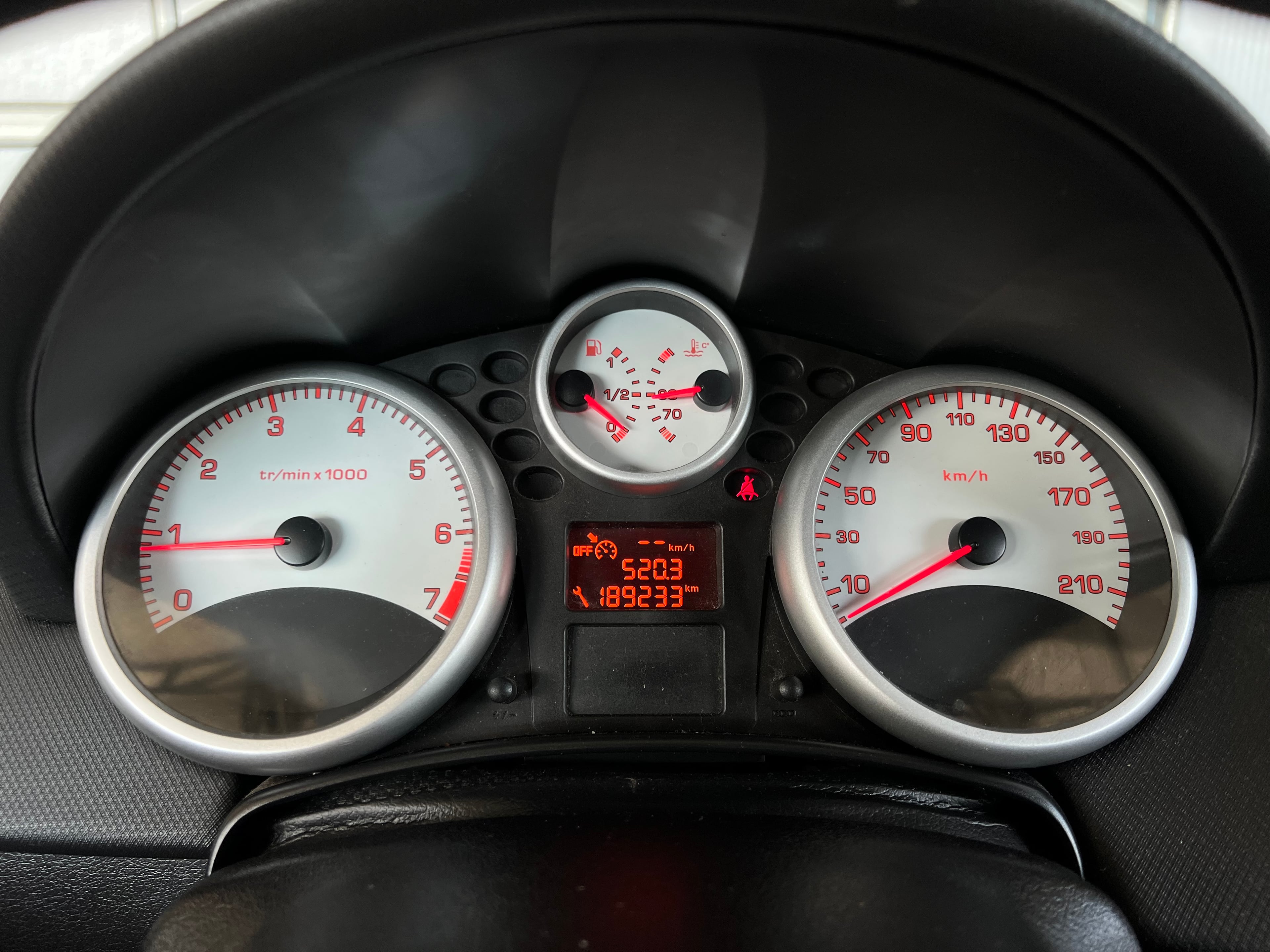 Peugeot 208 2012 - Auto Import SRL — слика 15