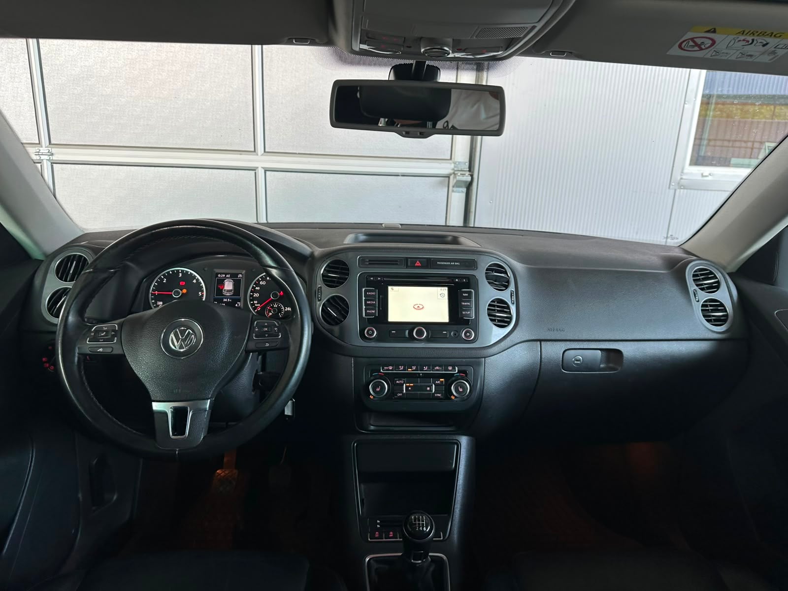Volkswagen Tiguan 2015 - Auto Import SRL — слика 9
