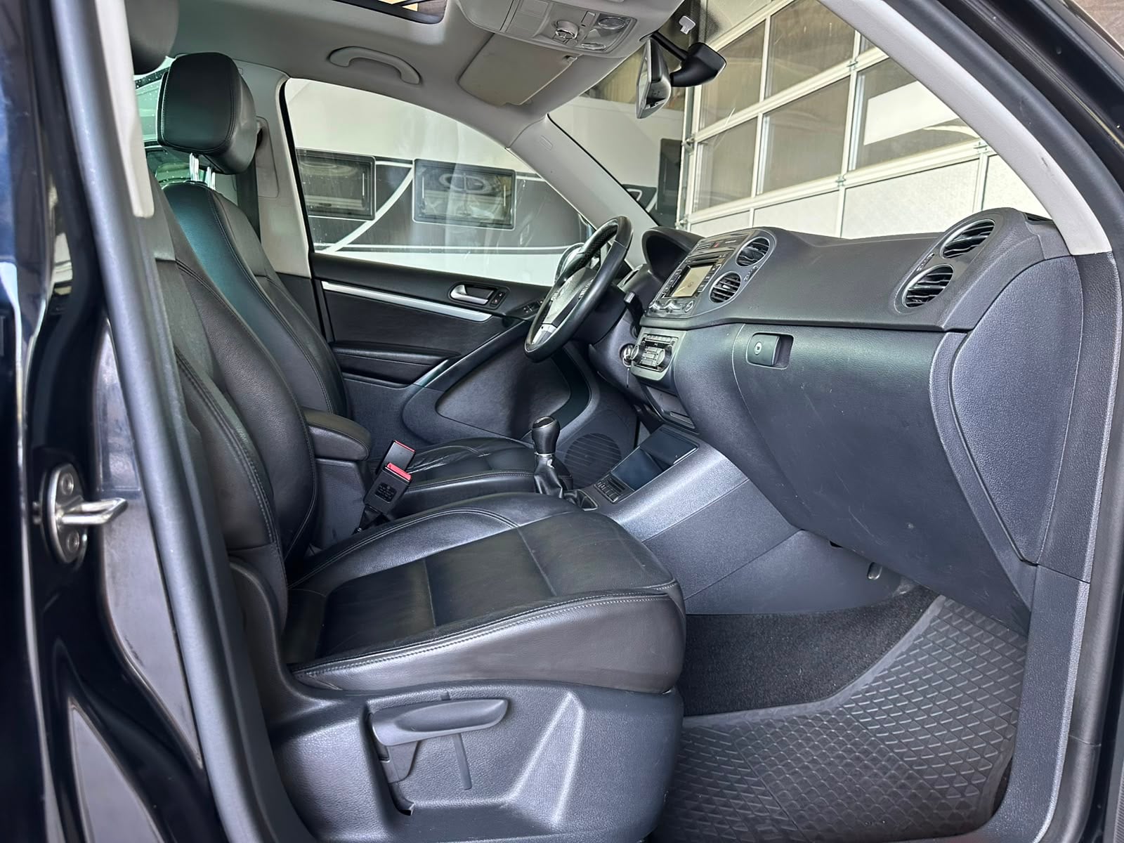 Volkswagen Tiguan 2015 - Auto Import SRL — слика 12