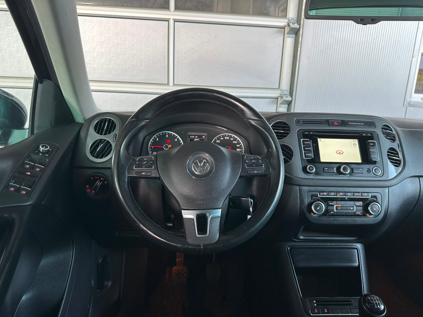Volkswagen Tiguan 2015 - Auto Import SRL — слика 13