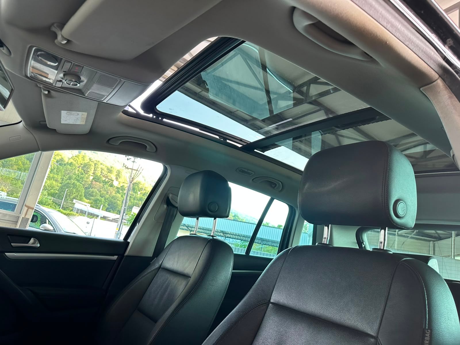 Volkswagen Tiguan 2015 - Auto Import SRL — слика 17