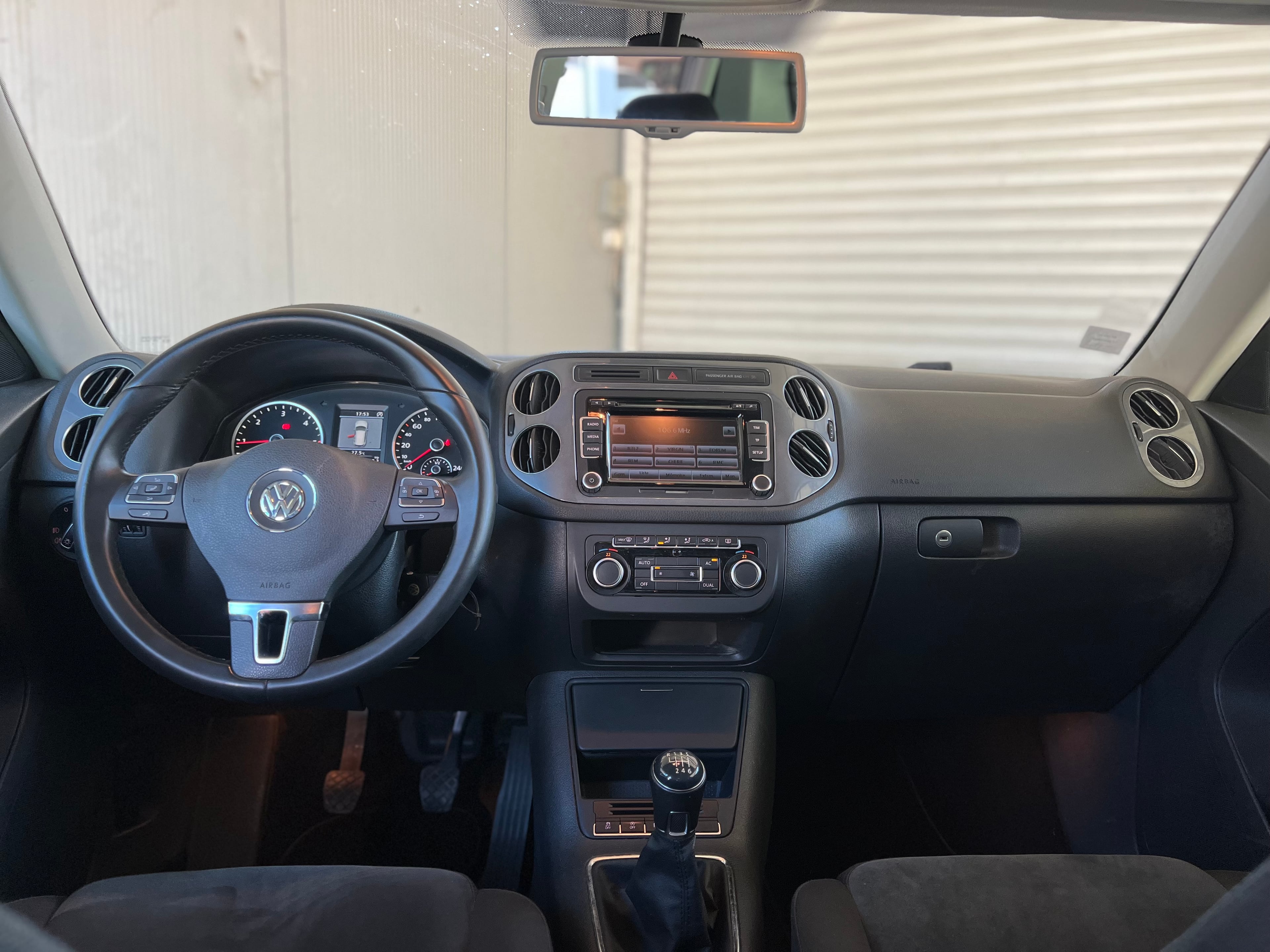 Volkswagen Tiguan 2012 - Auto Import SRL — слика 12