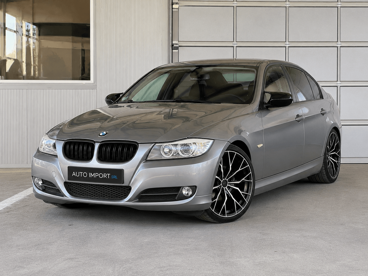 BMW 3 Series 2009 - Auto Import SRL — слика 1