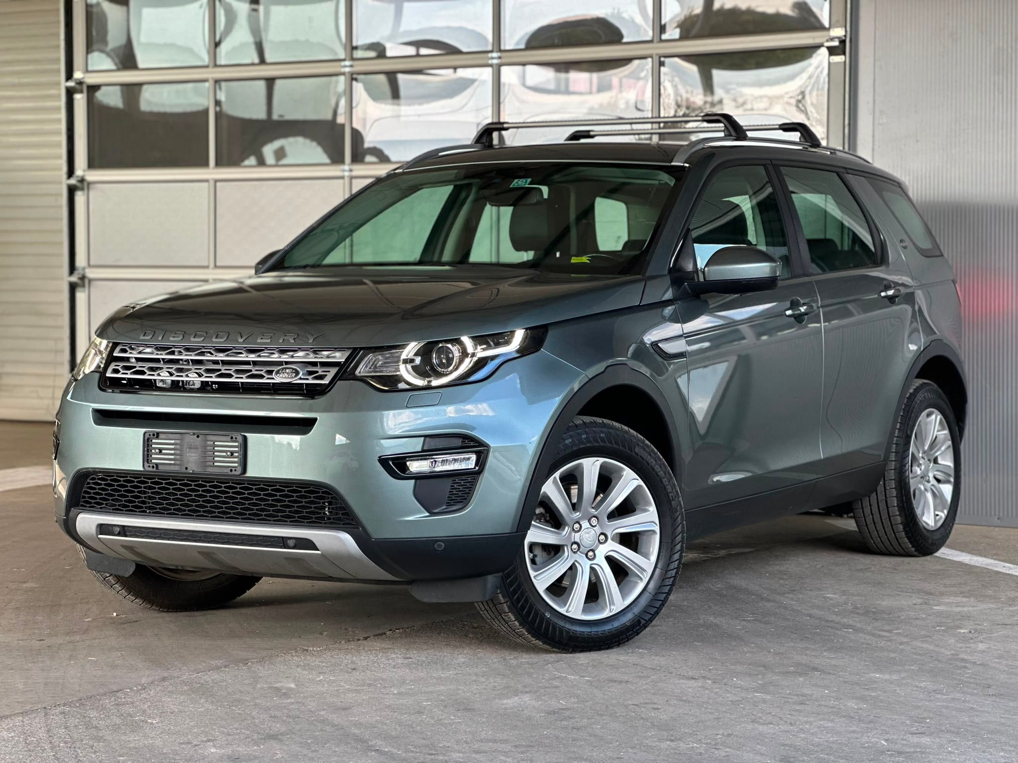 Land Rover Discovery Sport 2017 - Auto Import SRL — слика 1