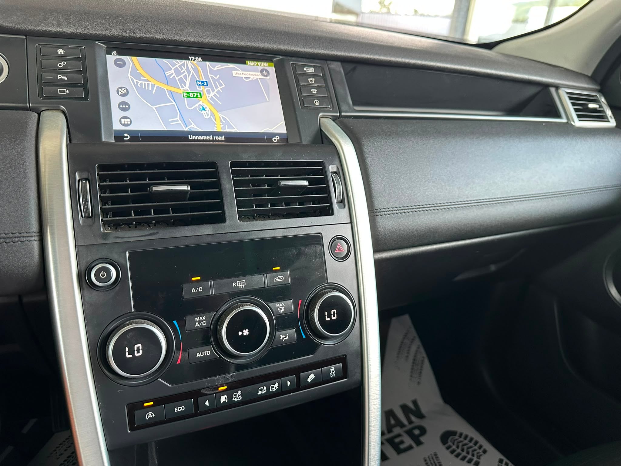 Land Rover Discovery Sport 2017 - Auto Import SRL — слика 13