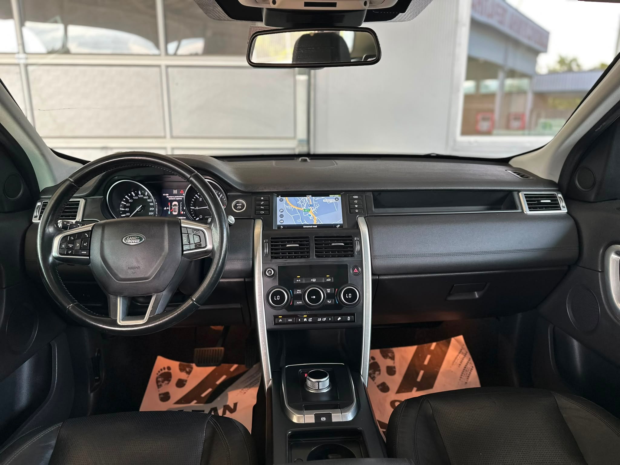 Land Rover Discovery Sport 2017 - Auto Import SRL — слика 14