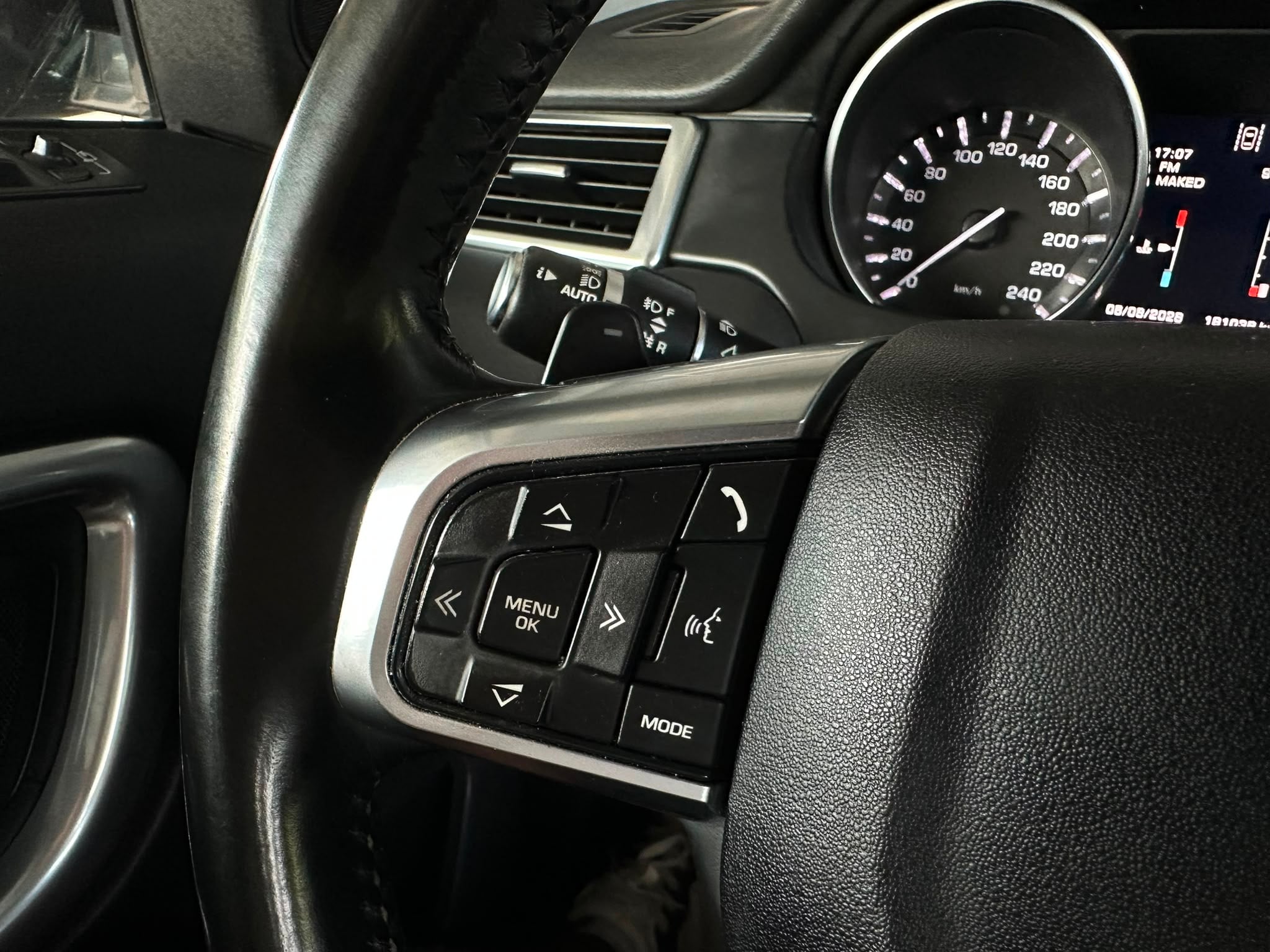 Land Rover Discovery Sport 2017 - Auto Import SRL — слика 23