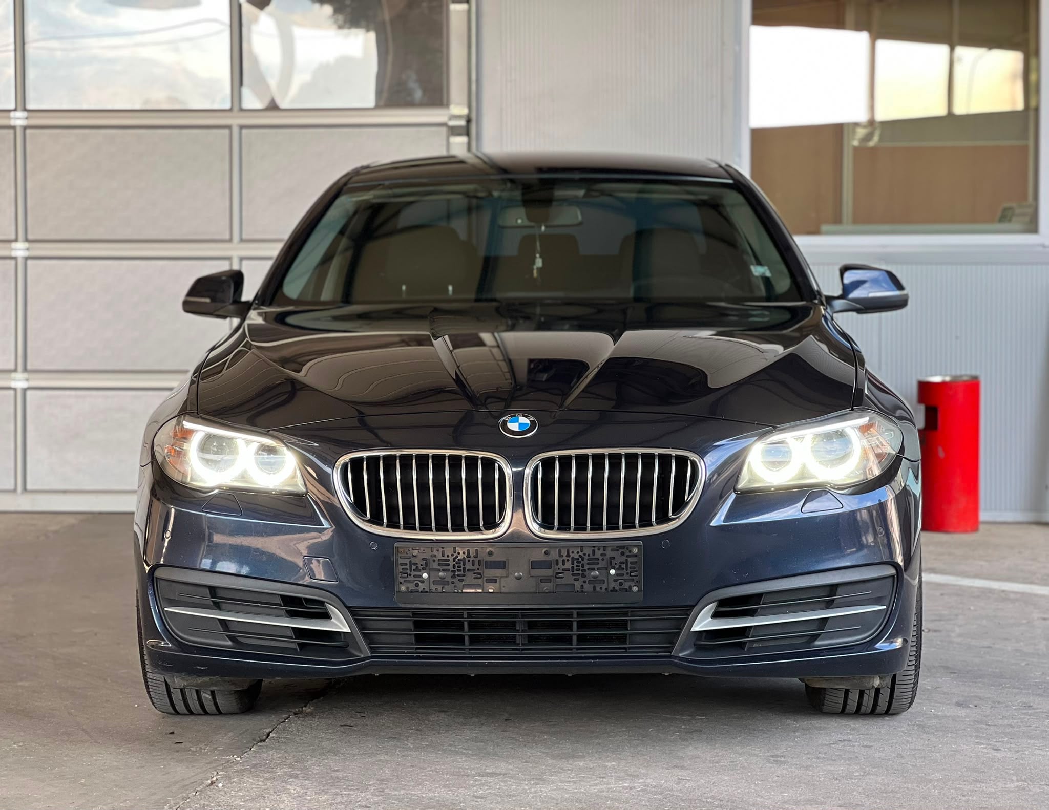BMW 5 Series 2015 - Auto Import SRL — слика 2