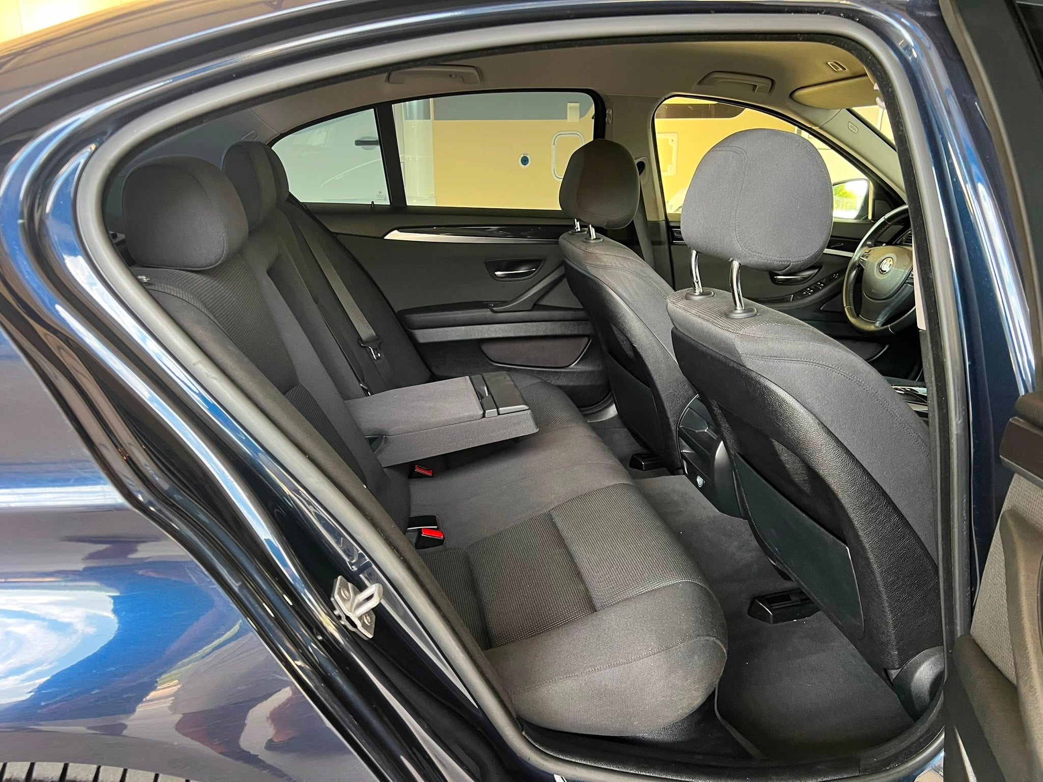 BMW 5 Series 2015 - Auto Import SRL — слика 11