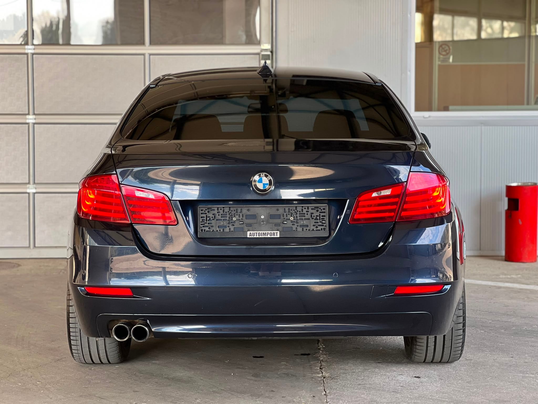 BMW 5 Series 2015 - Auto Import SRL — слика 14