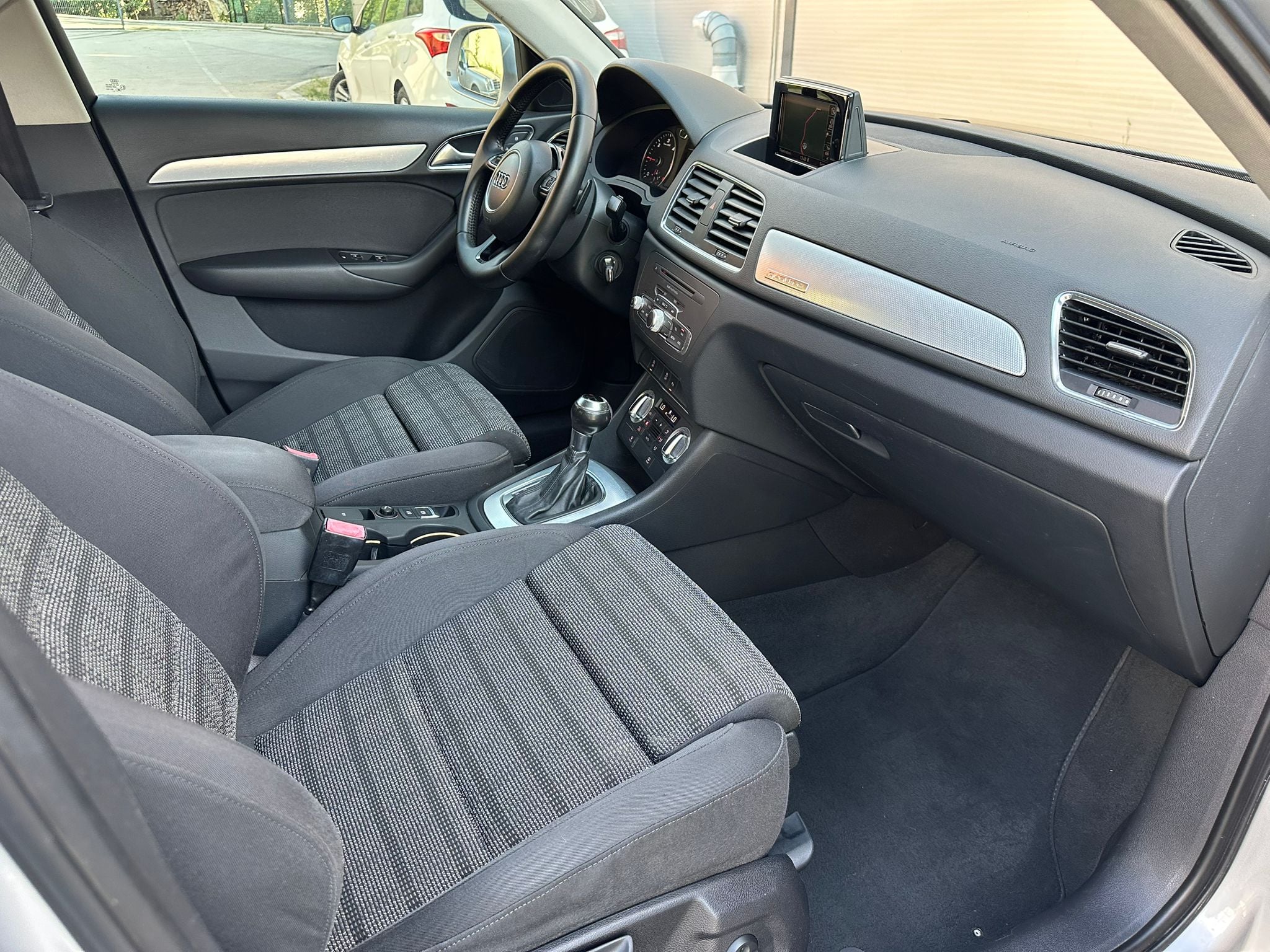 Audi Q3 2012 - Auto Import SRL — слика 10