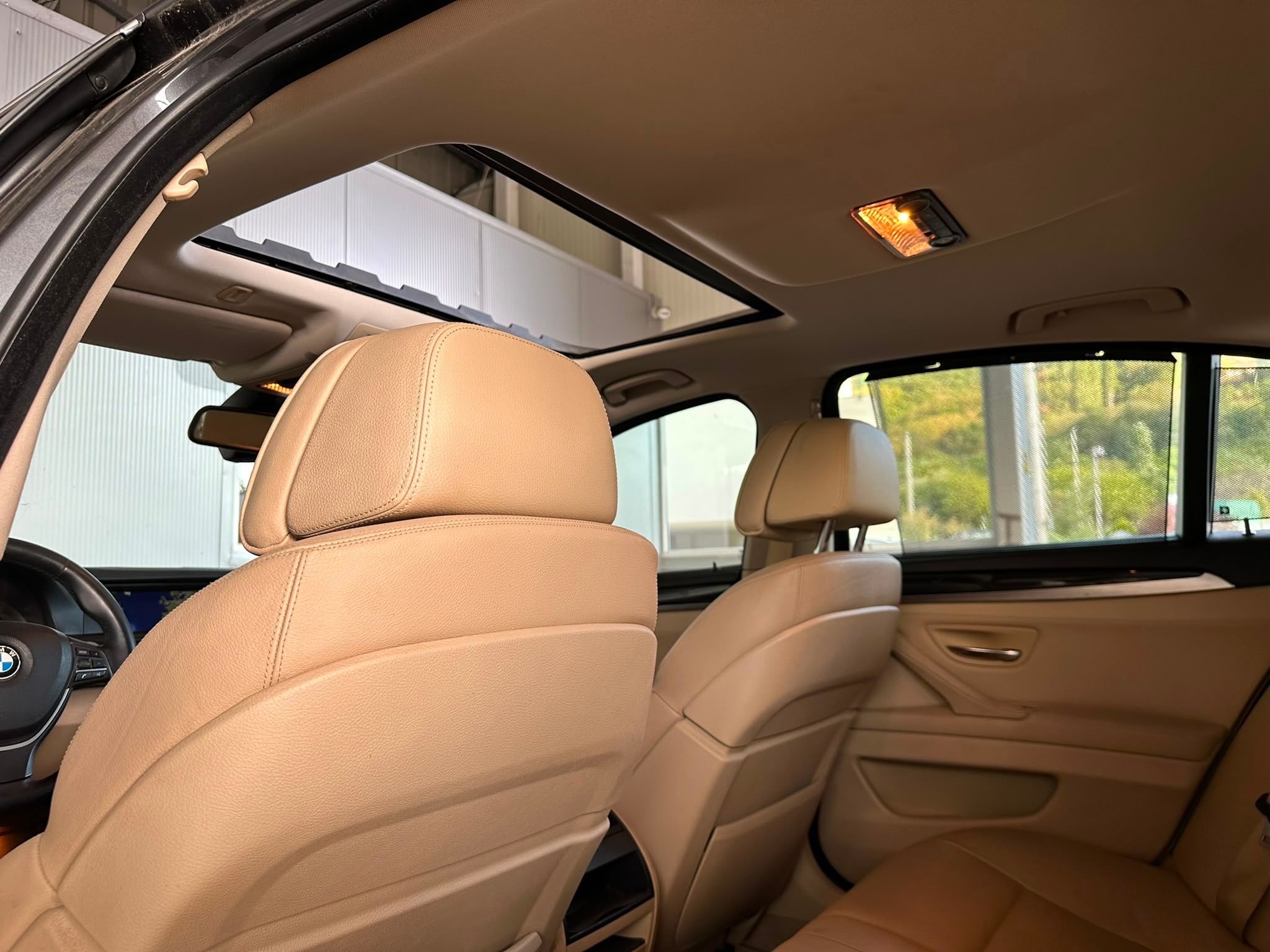 BMW 5 Series 2011 - Auto Import SRL — слика 13