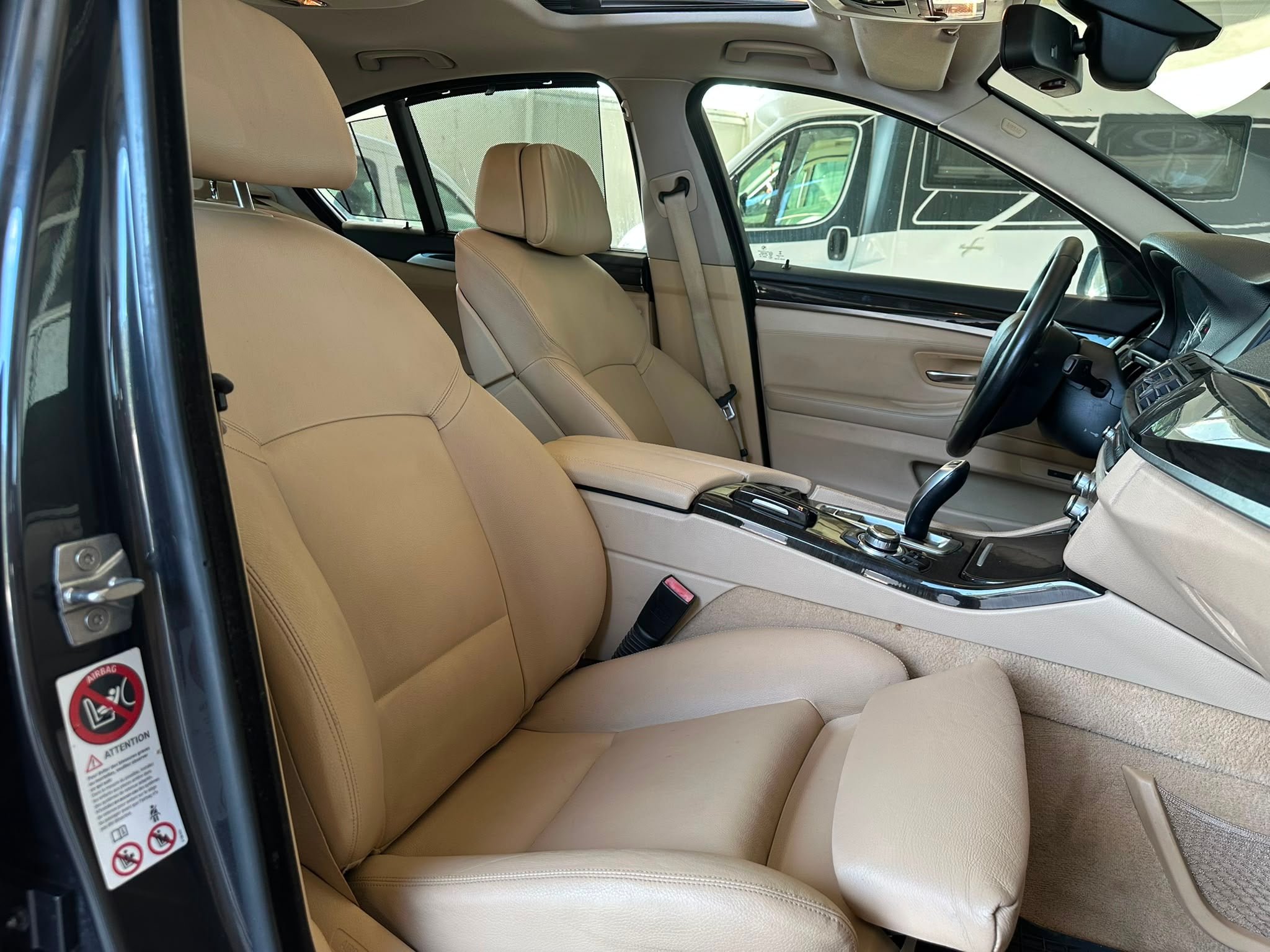BMW 5 Series 2011 - Auto Import SRL — слика 15