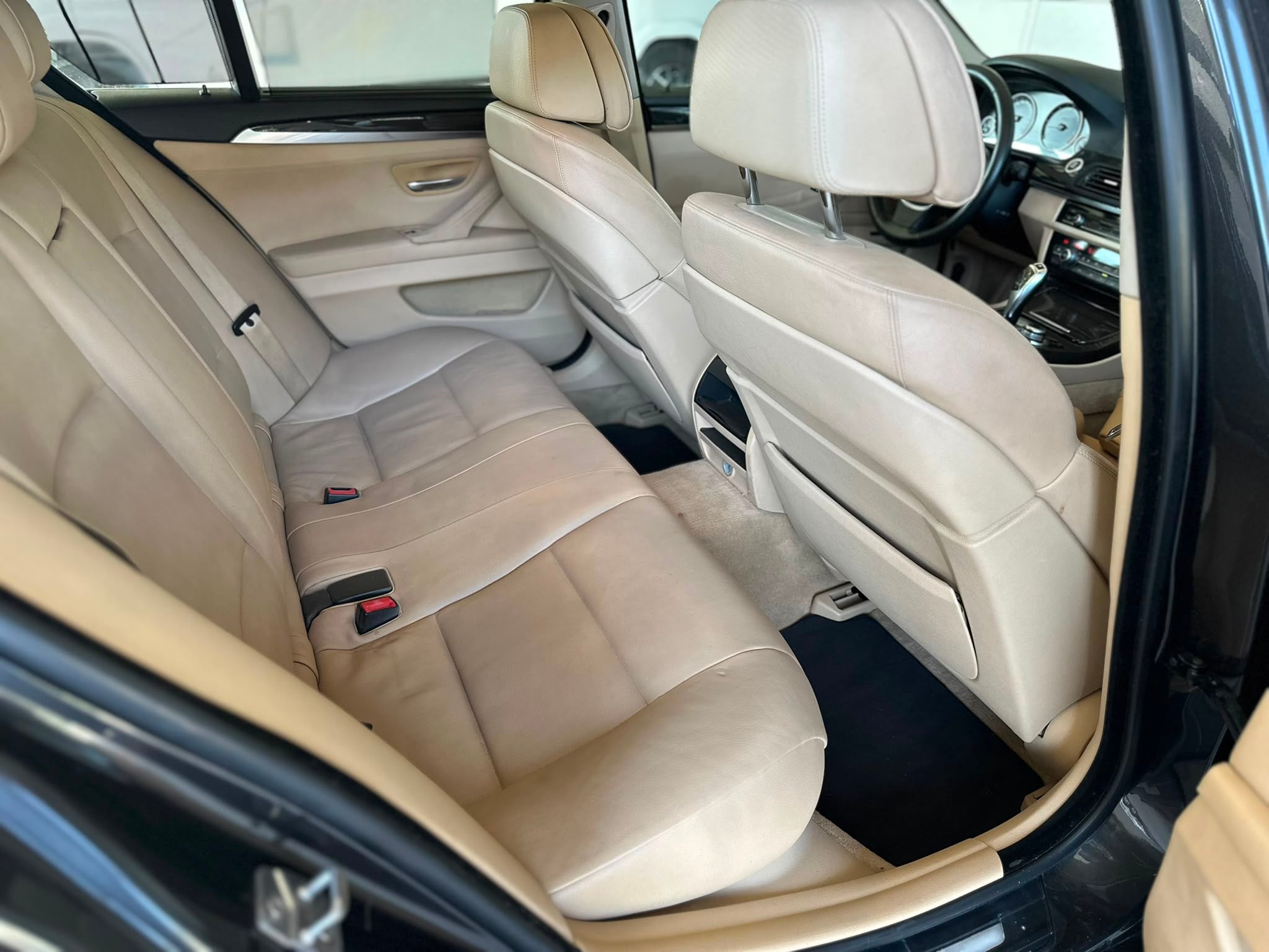 BMW 5 Series 2011 - Auto Import SRL — слика 16