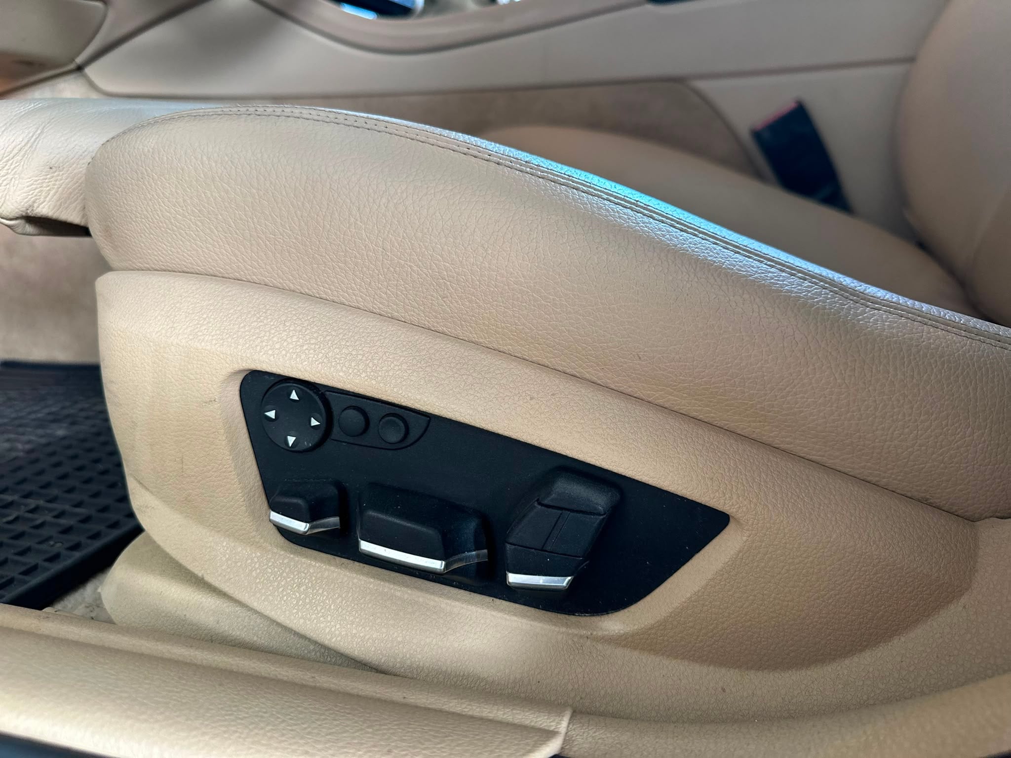 BMW 5 Series 2011 - Auto Import SRL — слика 18